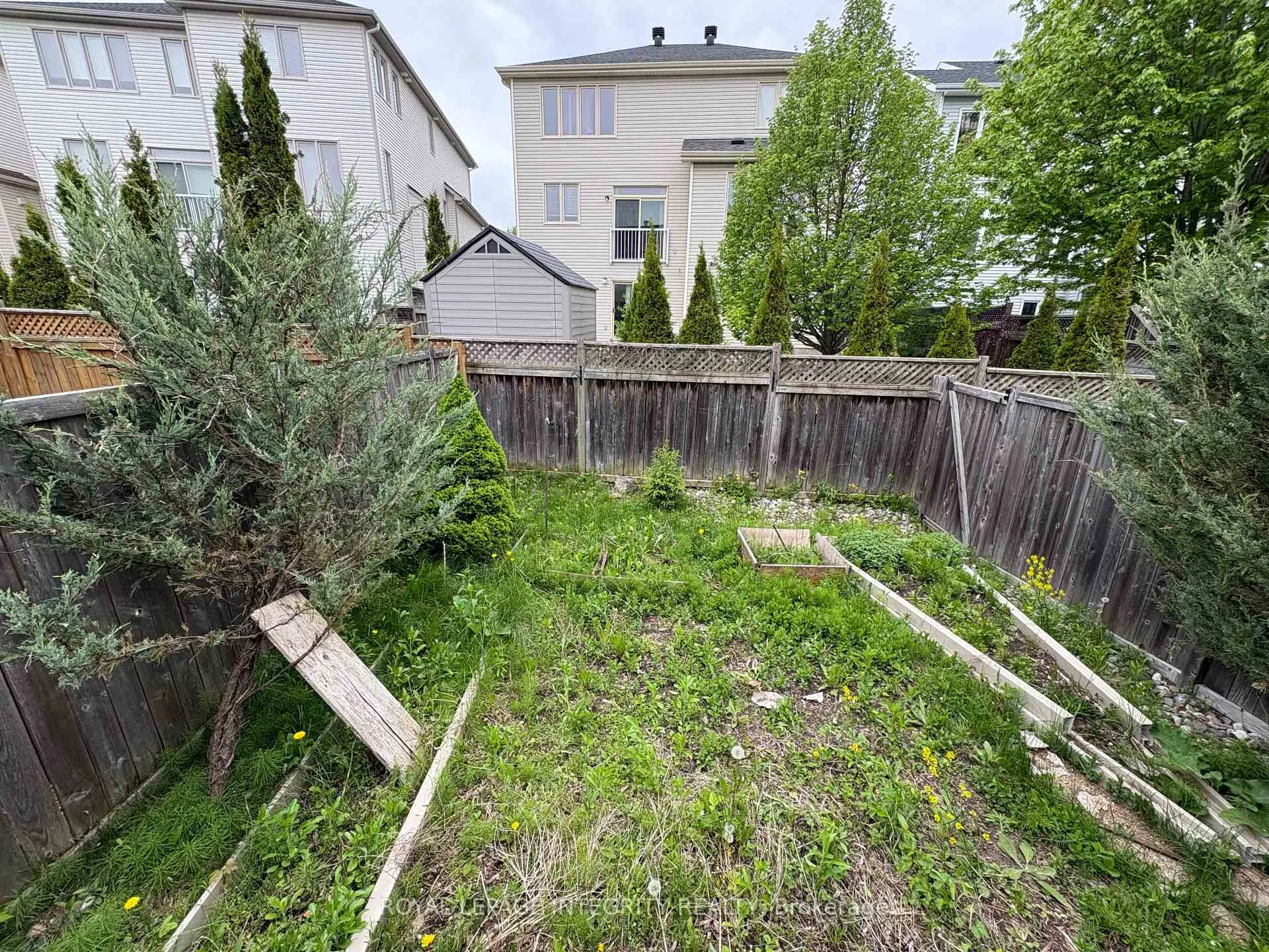 Photo 36 of 254 Badgeley Avenue, Ottawa, Kanata - Kanata Lakes/Heritage Hills — HOMEH