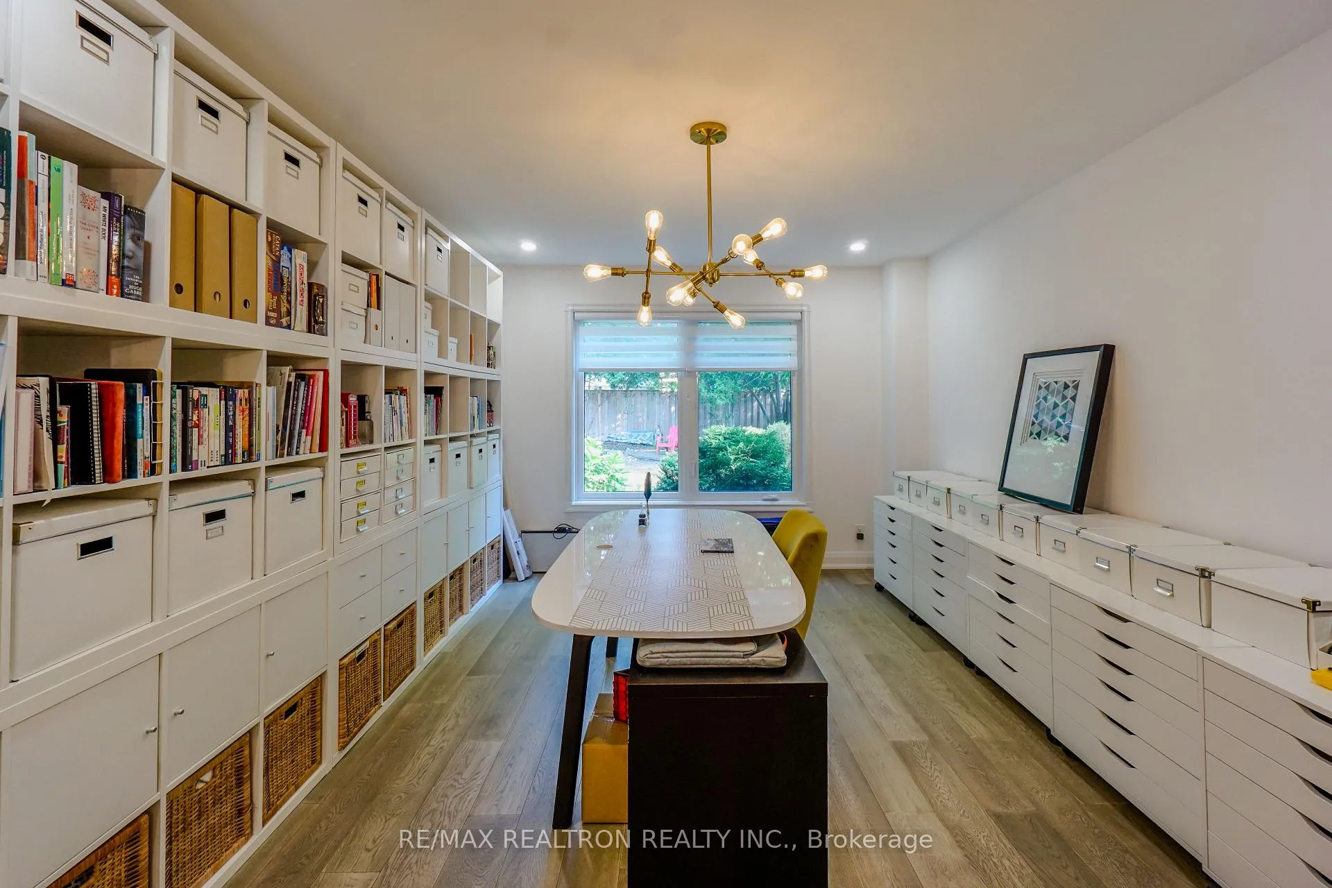 Photo 11 of 206 Carlton Road, Markham, Unionville — HOMEH