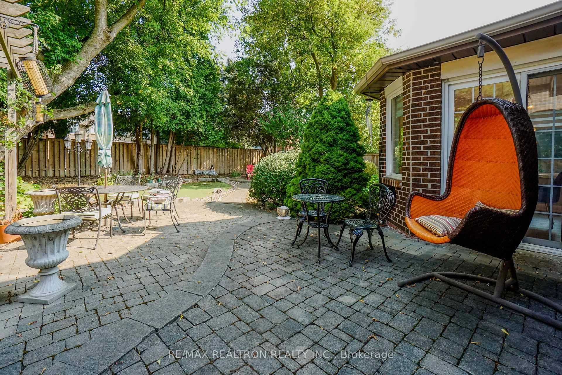 Photo 43 of 206 Carlton Road, Markham, Unionville — HOMEH