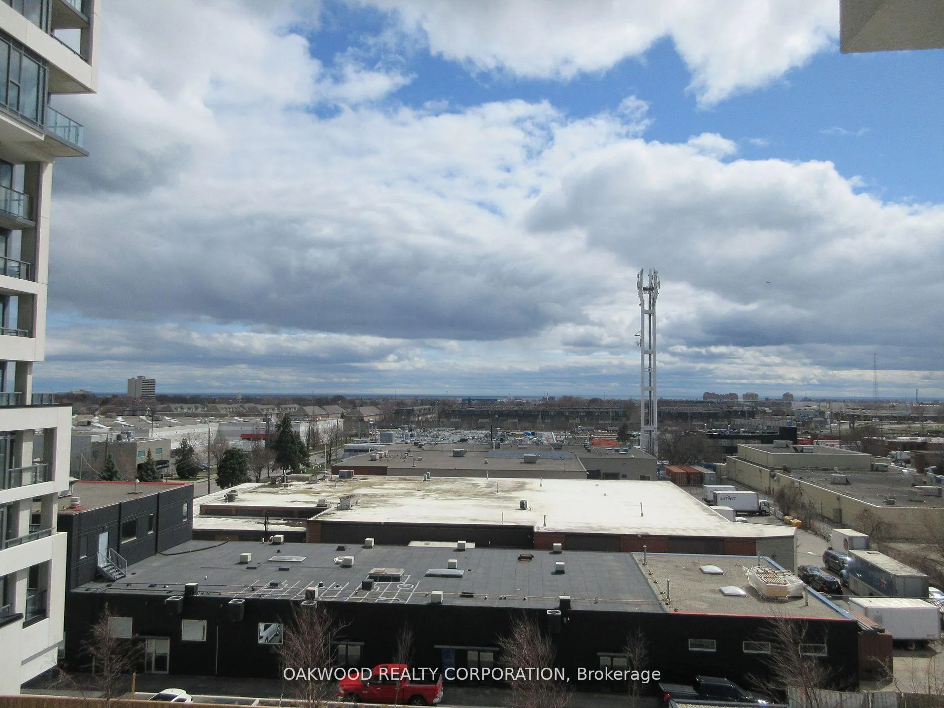 Photo 3 of Unit 512, 859 The Queensway, Etobicoke, Stonegate-Queensway — HOMEH