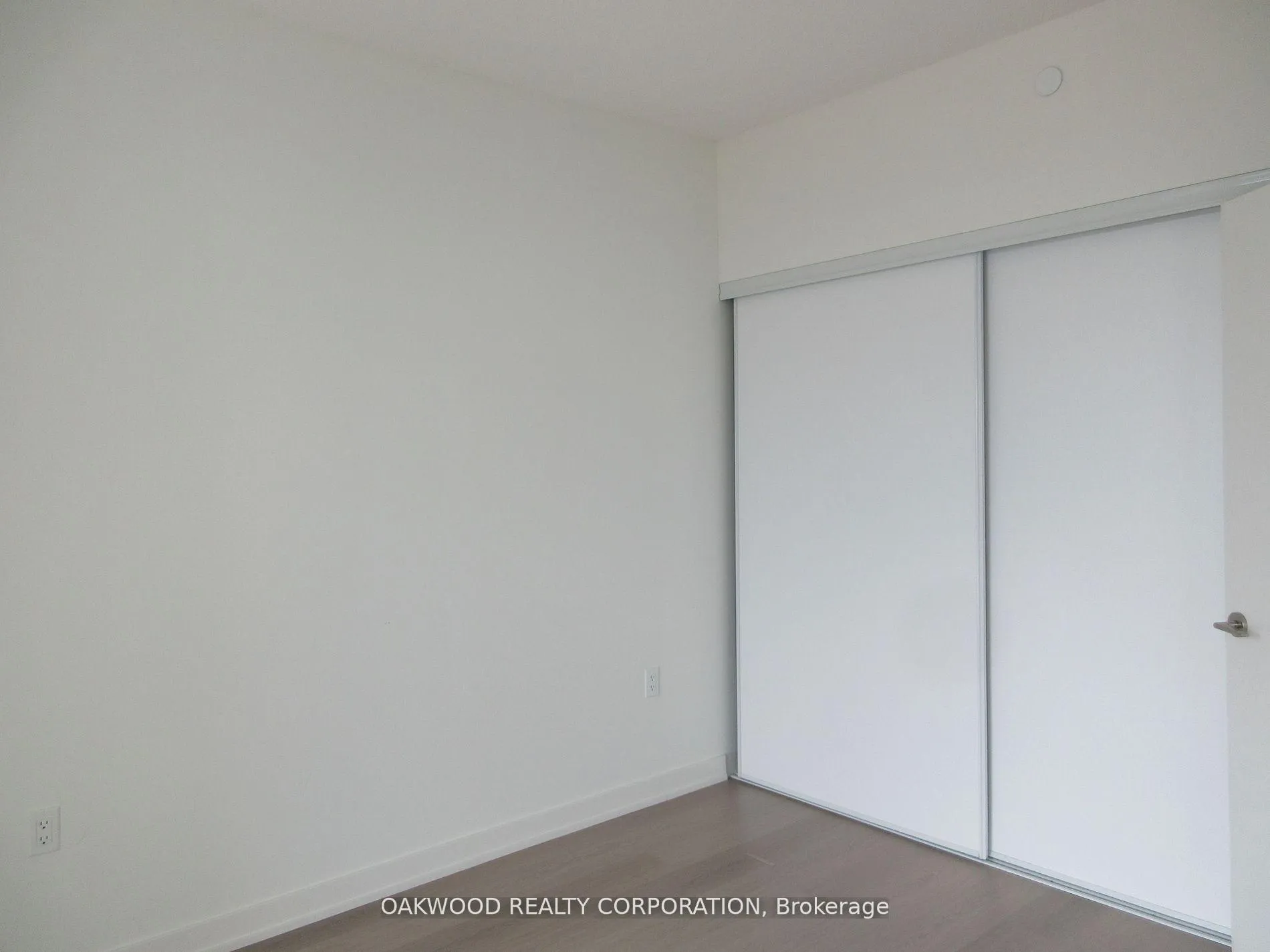 Photo 8 of Unit 512, 859 The Queensway, Etobicoke, Stonegate-Queensway — HOMEH