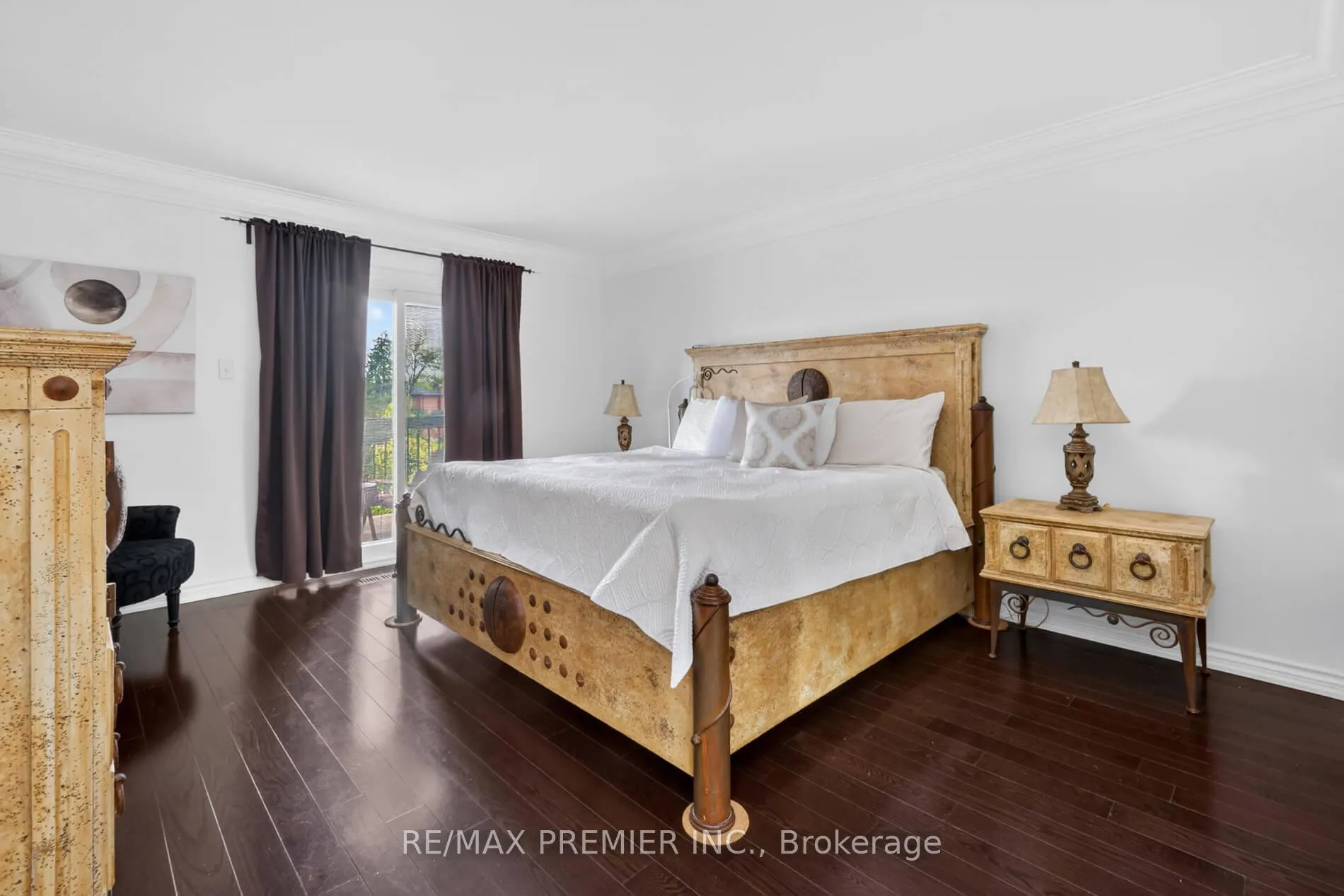 Photo 18 of 21 Forest Circle Court, Vaughan, East Woodbridge — HOMEH