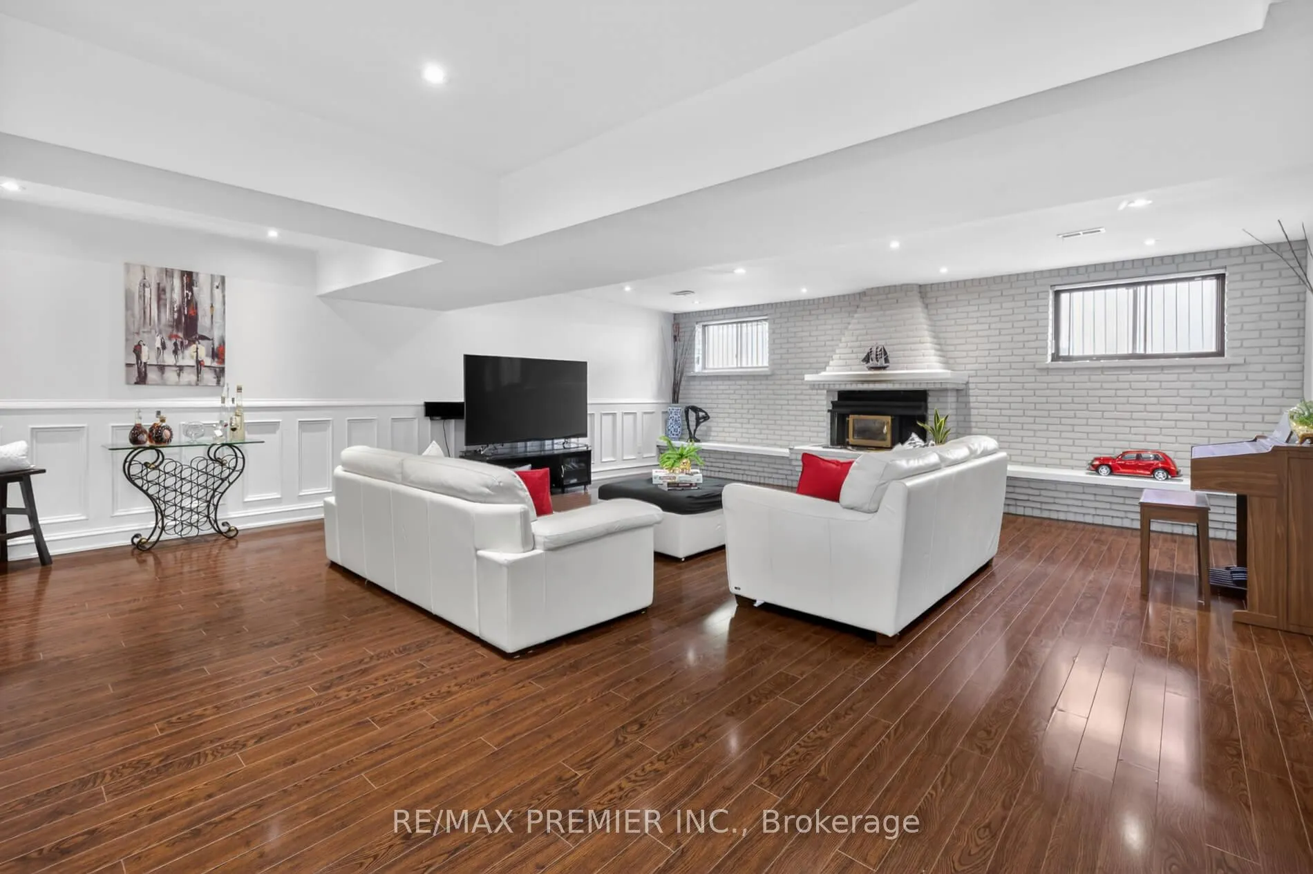 Photo 25 of 21 Forest Circle Court, Vaughan, East Woodbridge — HOMEH