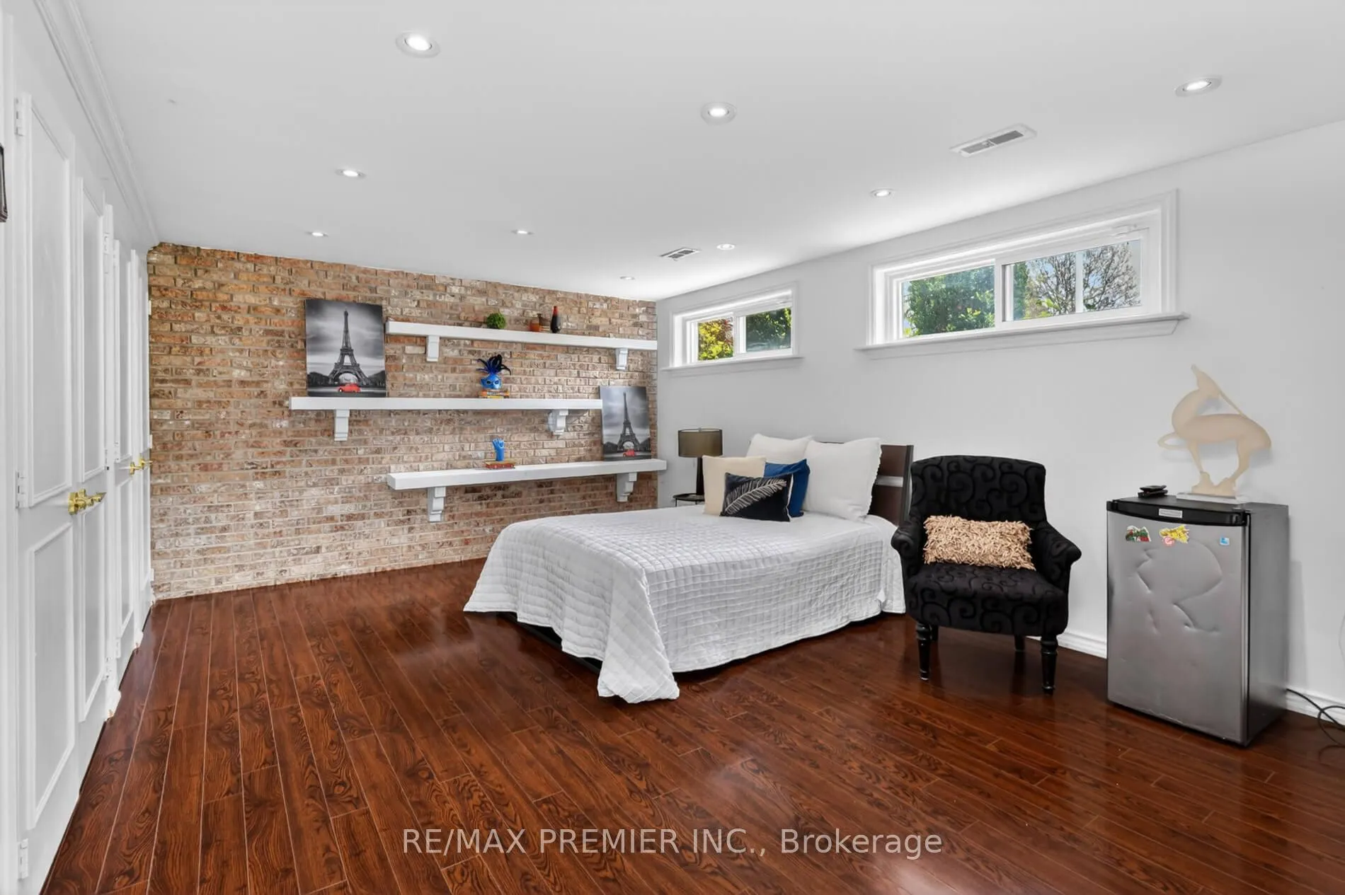 Photo 27 of 21 Forest Circle Court, Vaughan, East Woodbridge — HOMEH