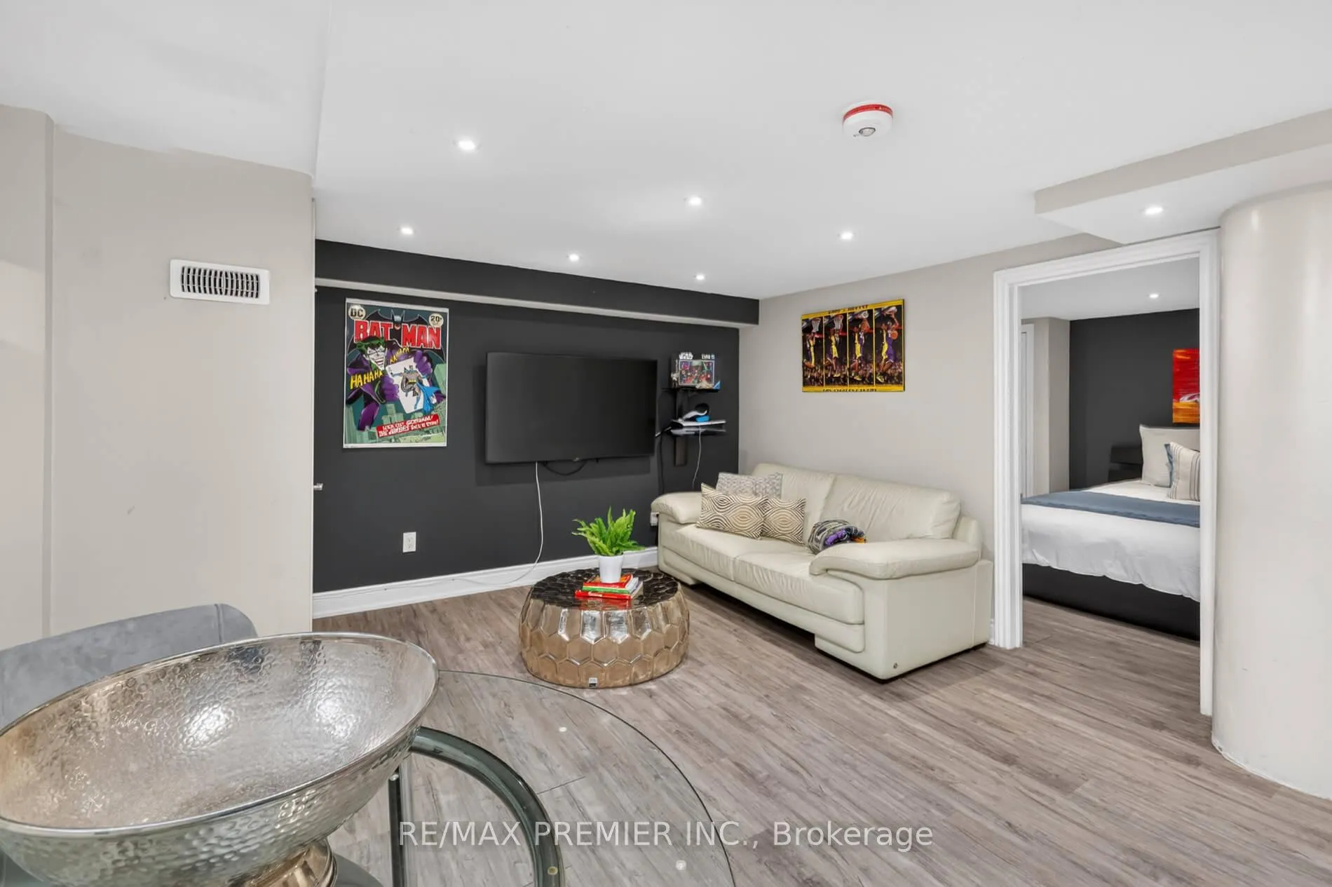Photo 31 of 21 Forest Circle Court, Vaughan, East Woodbridge — HOMEH