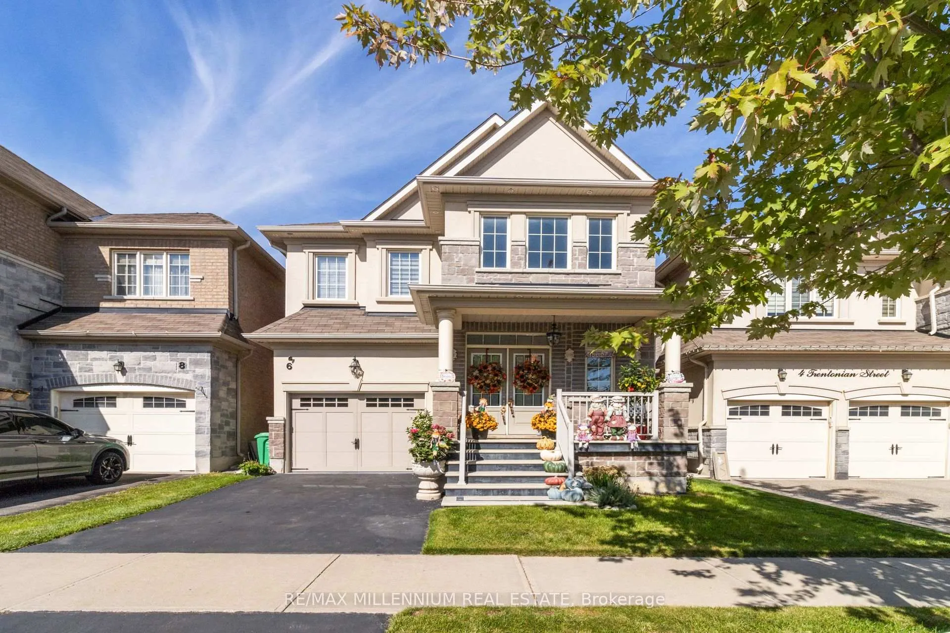 Photo 2 of 6 Trentonian Street, Brampton, Sandringham-Wellington North — HOMEH