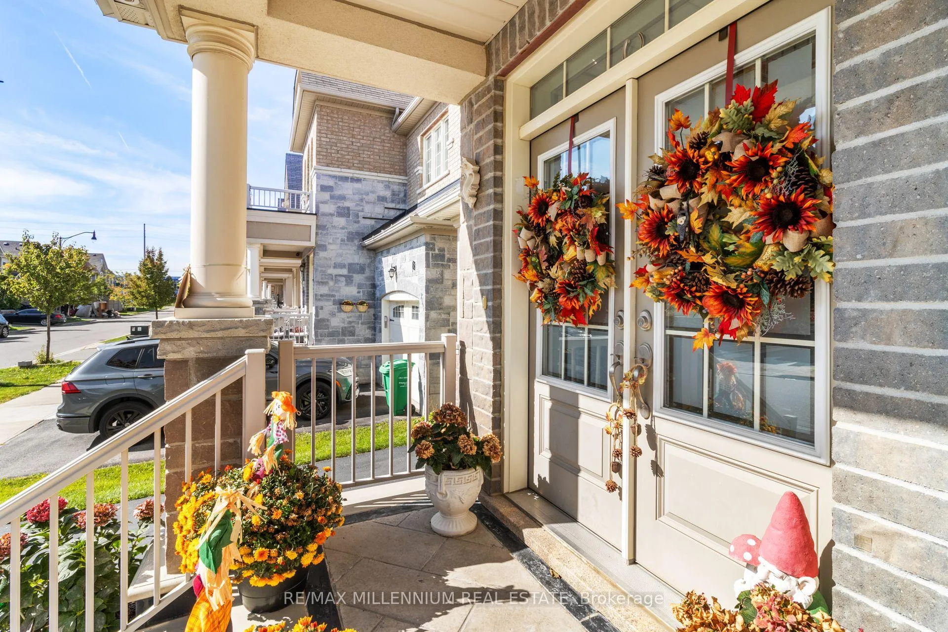 Photo 4 of 6 Trentonian Street, Brampton, Sandringham-Wellington North — HOMEH