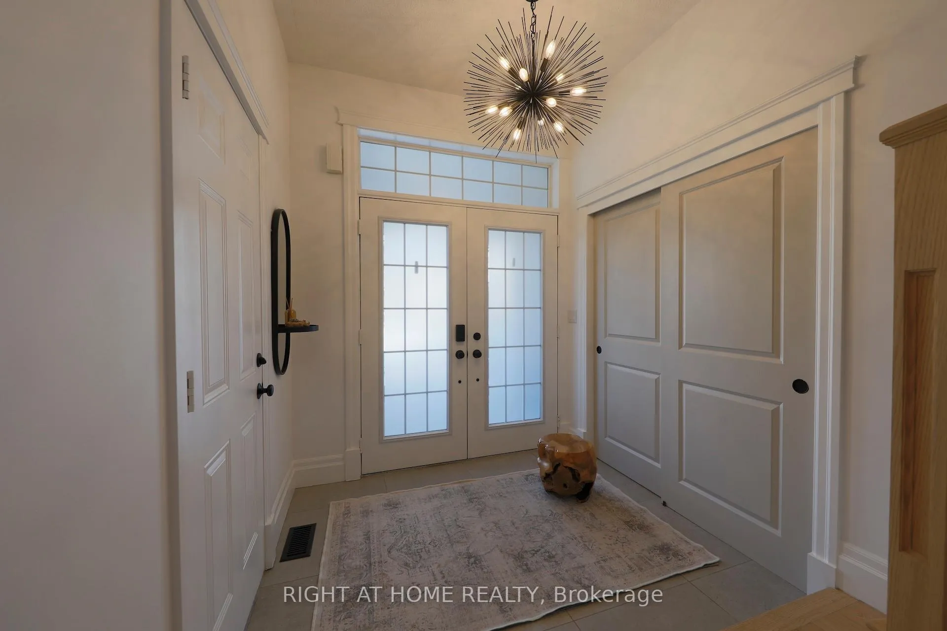 Photo 3 of 3342 Moses Way, Burlington, Alton — HOMEH