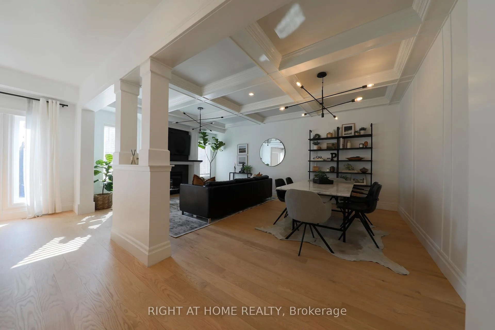 Photo 7 of 3342 Moses Way, Burlington, Alton — HOMEH