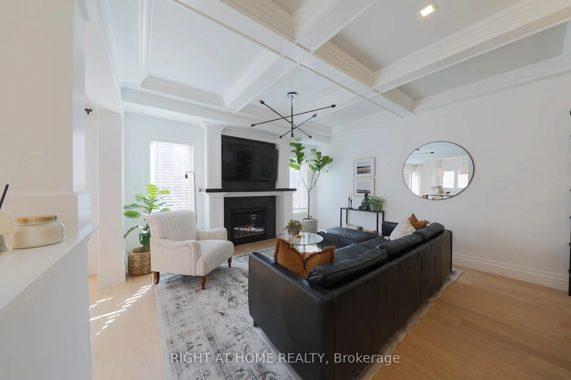 Photo 10 of 3342 Moses Way, Burlington, Alton — HOMEH