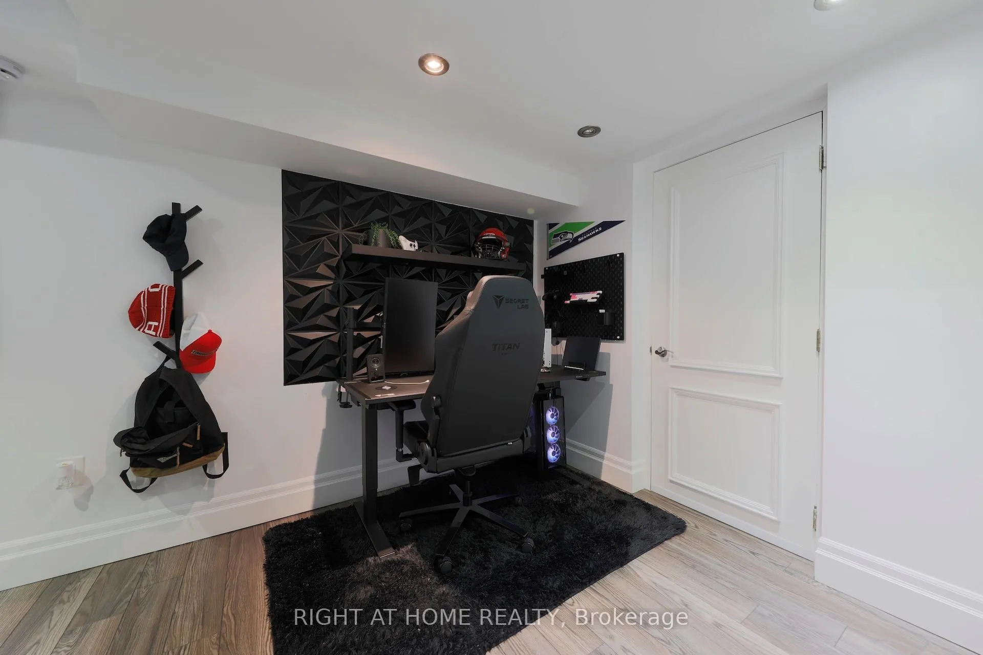 Photo 32 of 3342 Moses Way, Burlington, Alton — HOMEH