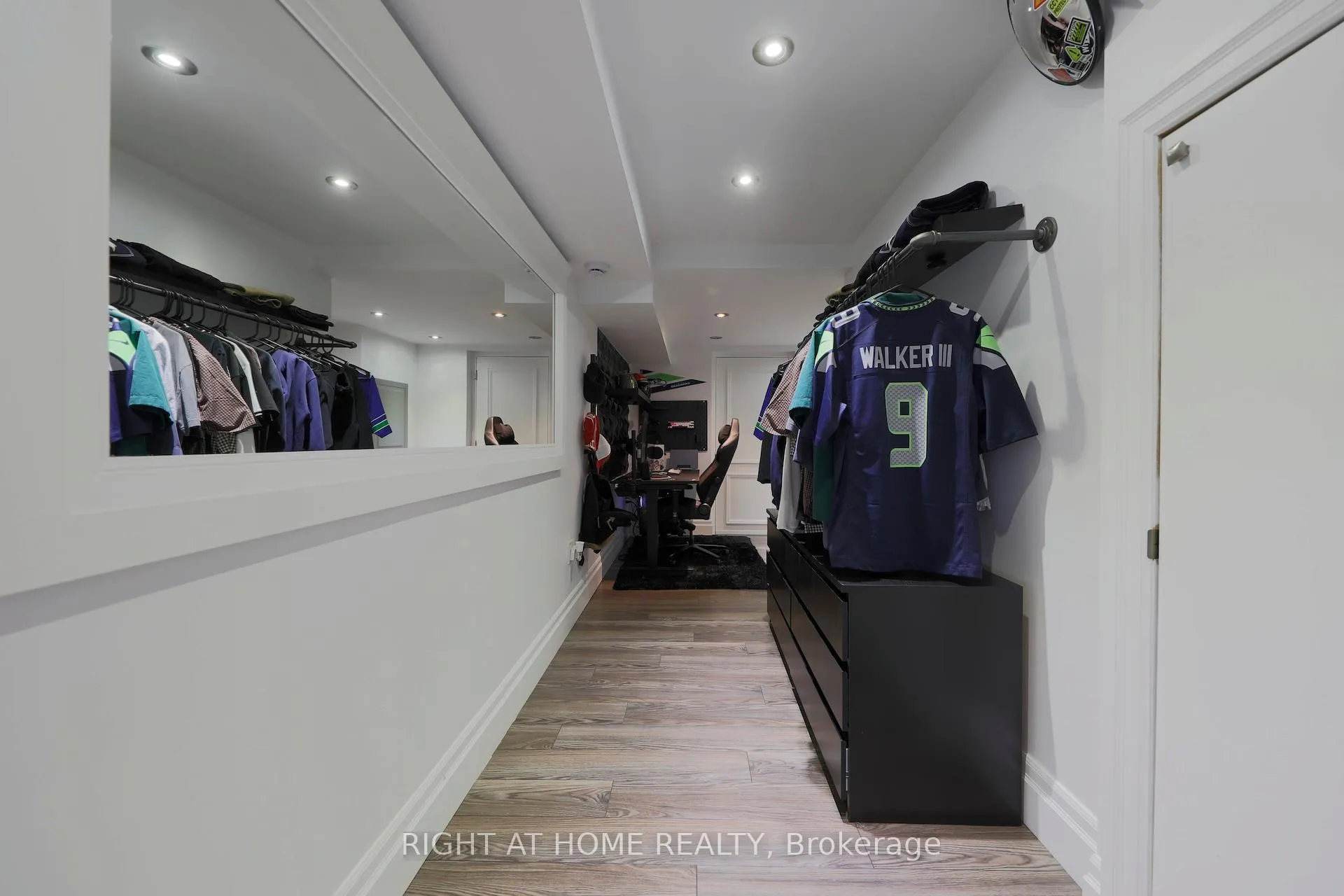 Photo 33 of 3342 Moses Way, Burlington, Alton — HOMEH