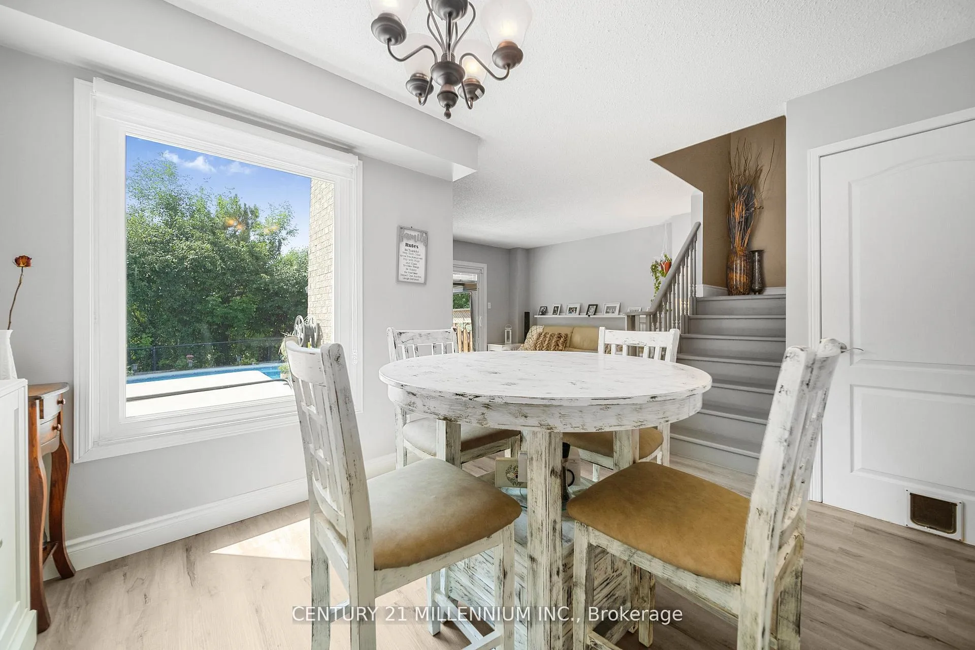 Photo 9 of 34 Gardenia Way, Caledon, Rural Caledon — HOMEH
