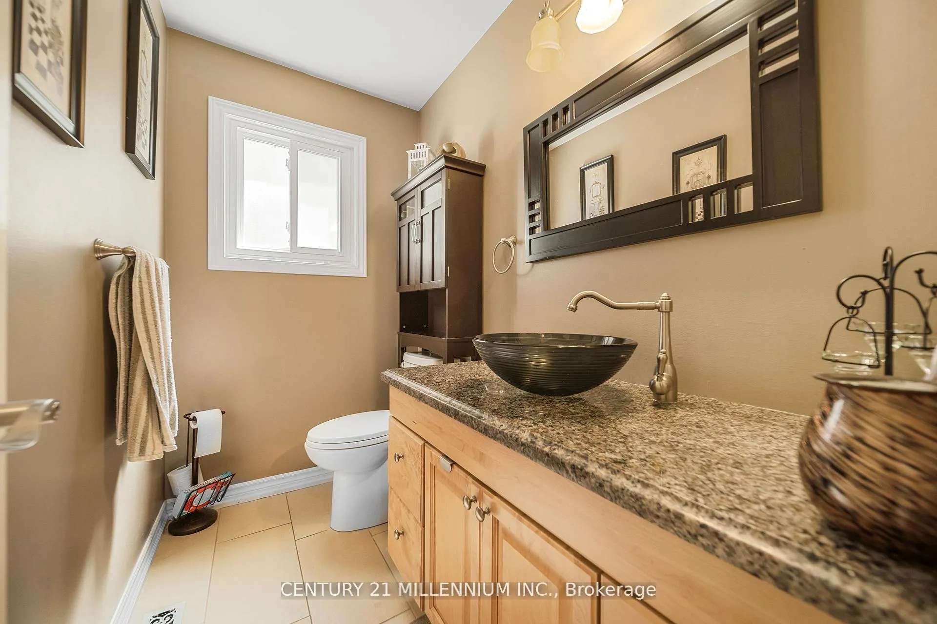 Photo 18 of 34 Gardenia Way, Caledon, Rural Caledon — HOMEH