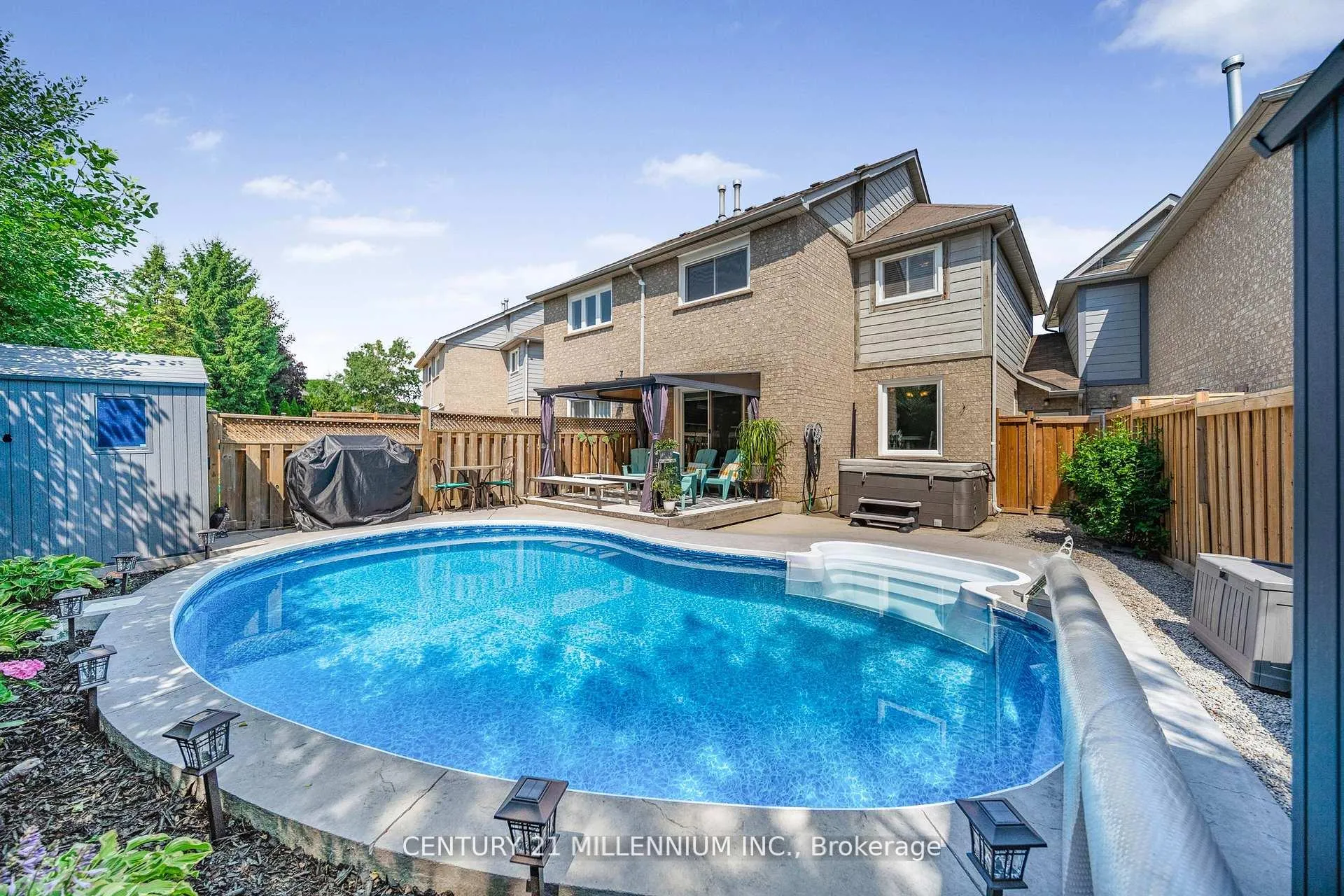 Photo 33 of 34 Gardenia Way, Caledon, Rural Caledon — HOMEH