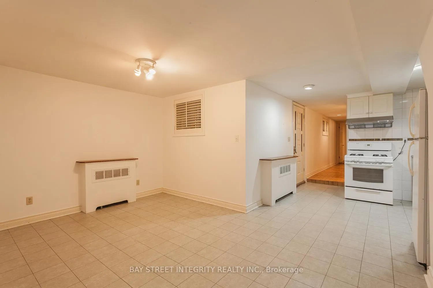 Photo 3 of Unit B, 261 Markham Street, Toronto, Trinity-Bellwoods — HOMEH