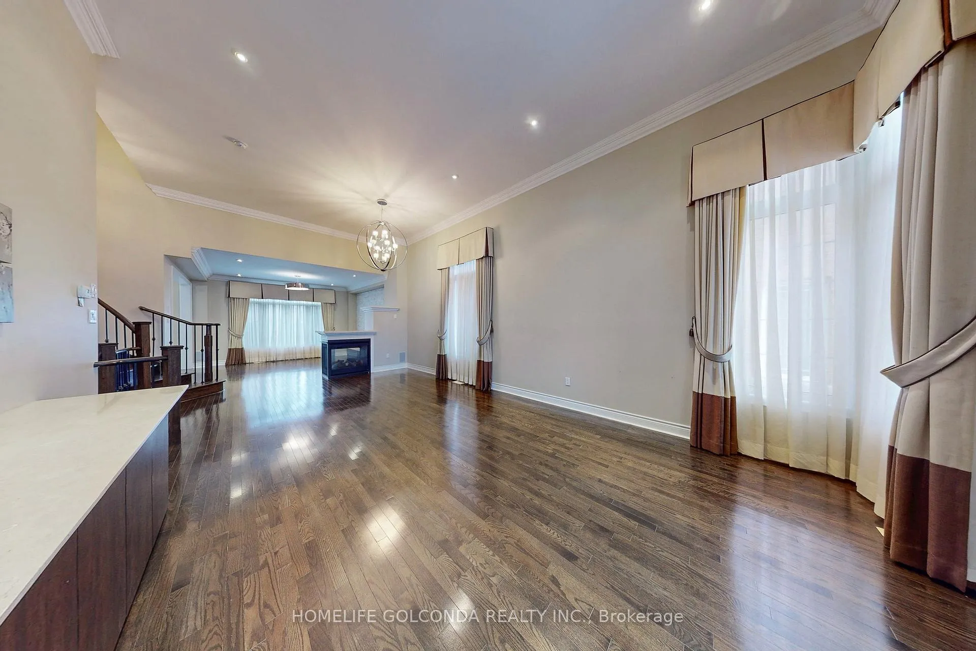 Photo 7 of 43 Bellotti Crescent, Ajax, Northeast Ajax — HOMEH