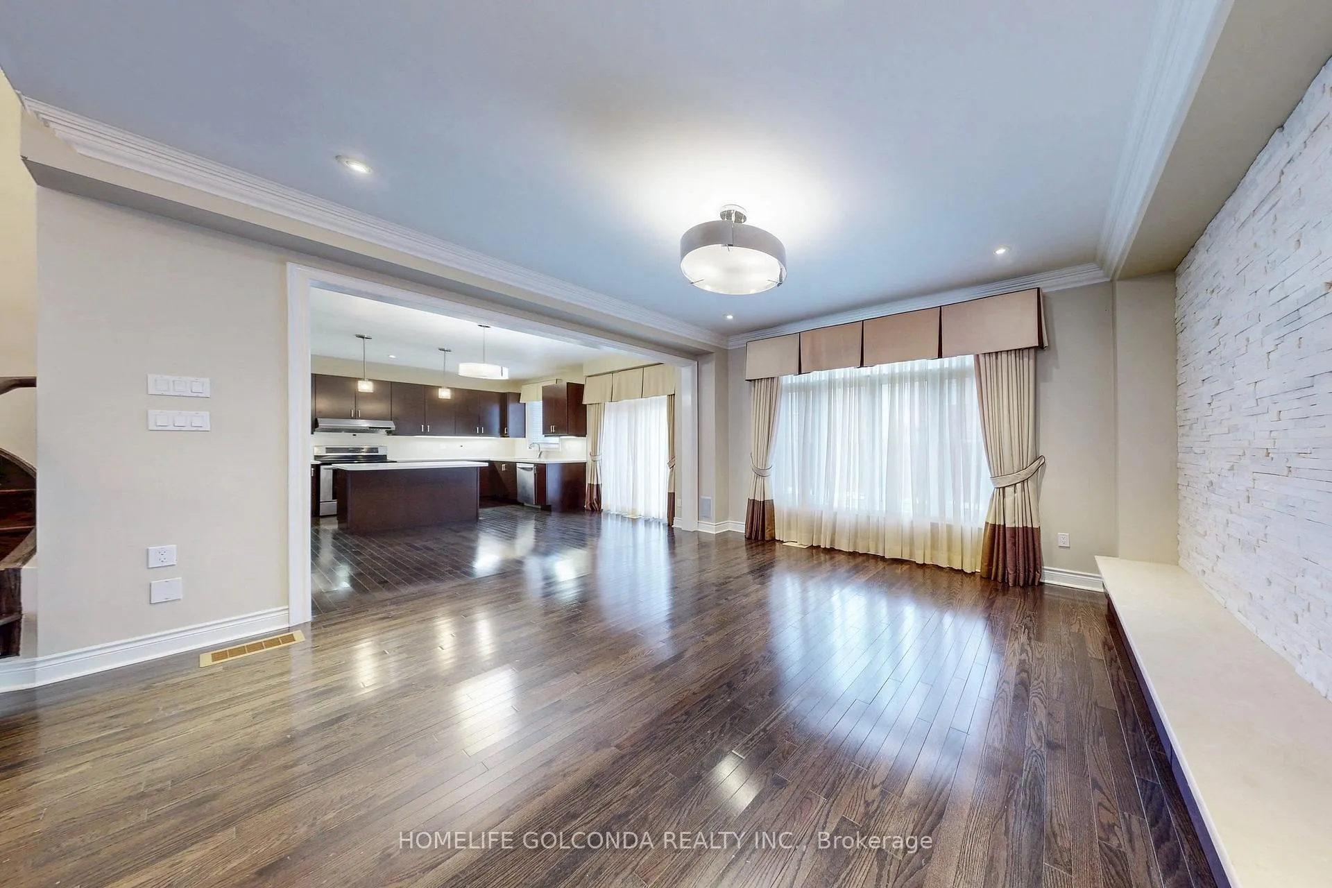 Photo 10 of 43 Bellotti Crescent, Ajax, Northeast Ajax — HOMEH