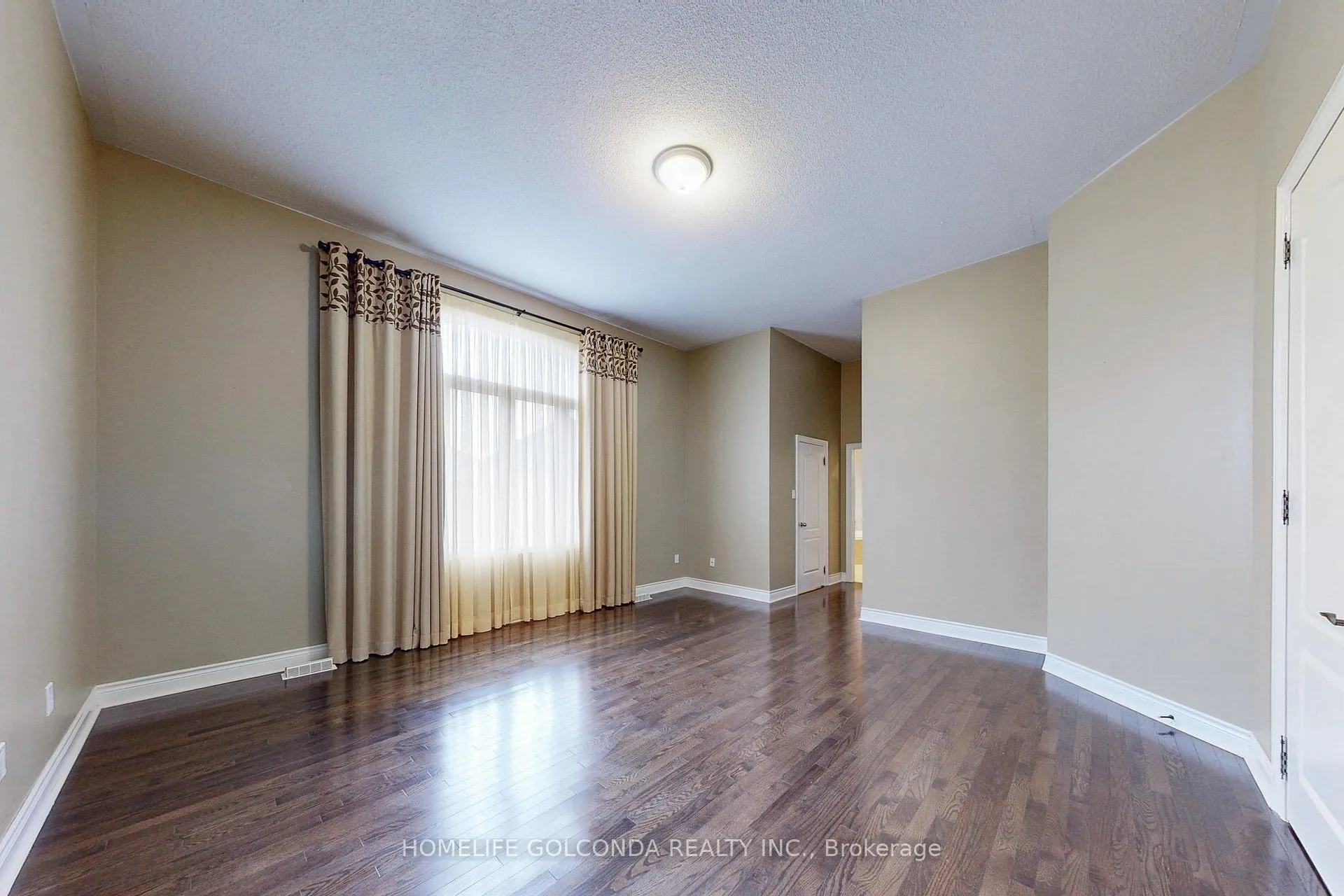 Photo 24 of 43 Bellotti Crescent, Ajax, Northeast Ajax — HOMEH