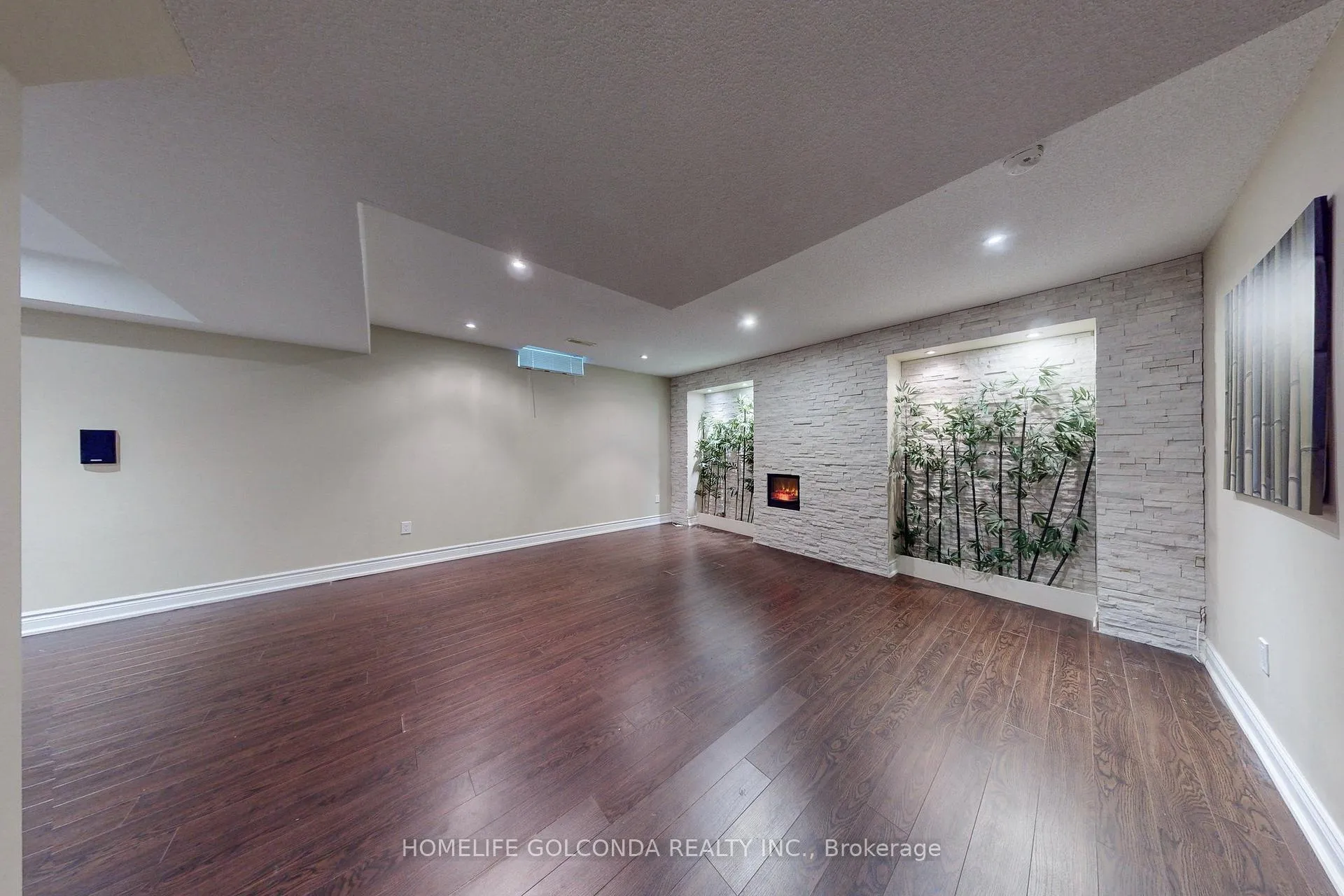Photo 38 of 43 Bellotti Crescent, Ajax, Northeast Ajax — HOMEH
