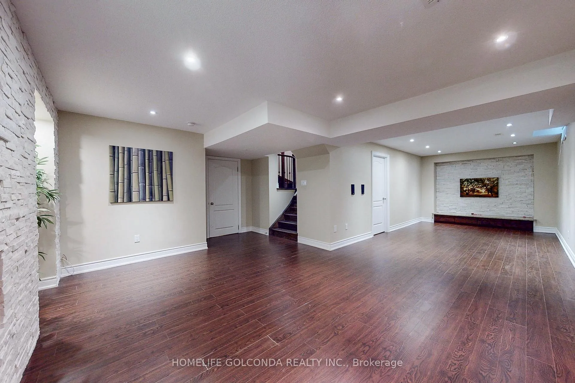 Photo 39 of 43 Bellotti Crescent, Ajax, Northeast Ajax — HOMEH