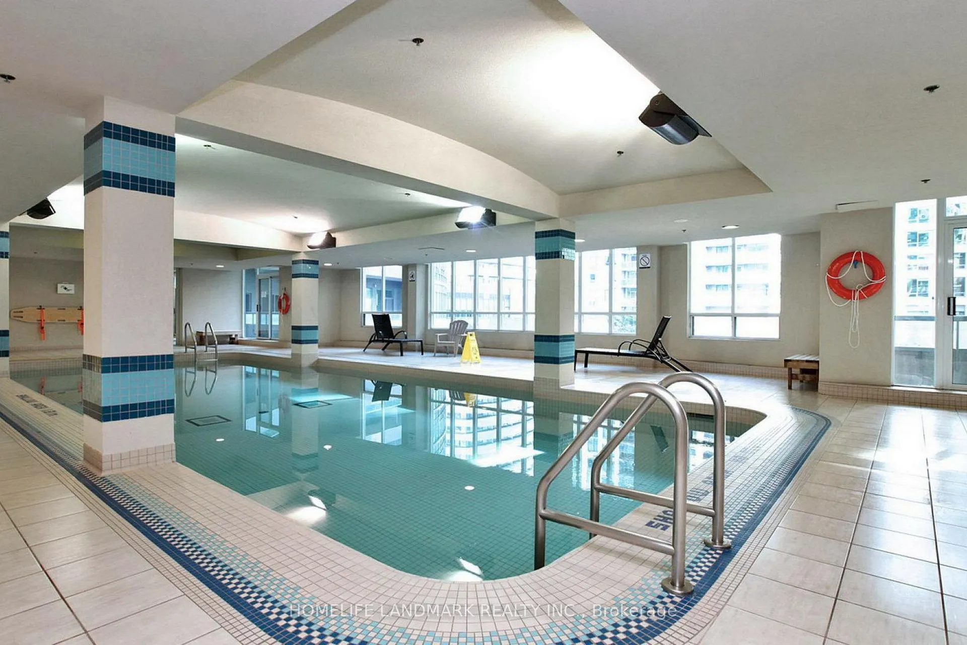 Photo 31 of Unit 901, 30 Grand Trunk Crescent, Toronto, Waterfront Communities — HOMEH