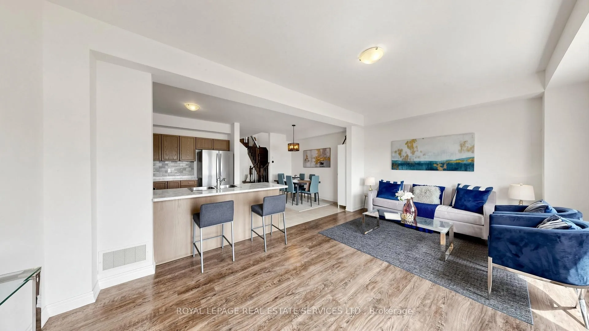 Photo 3 of 60 Bradbury Road, Hamilton, Stoney Creek Mountain — HOMEH