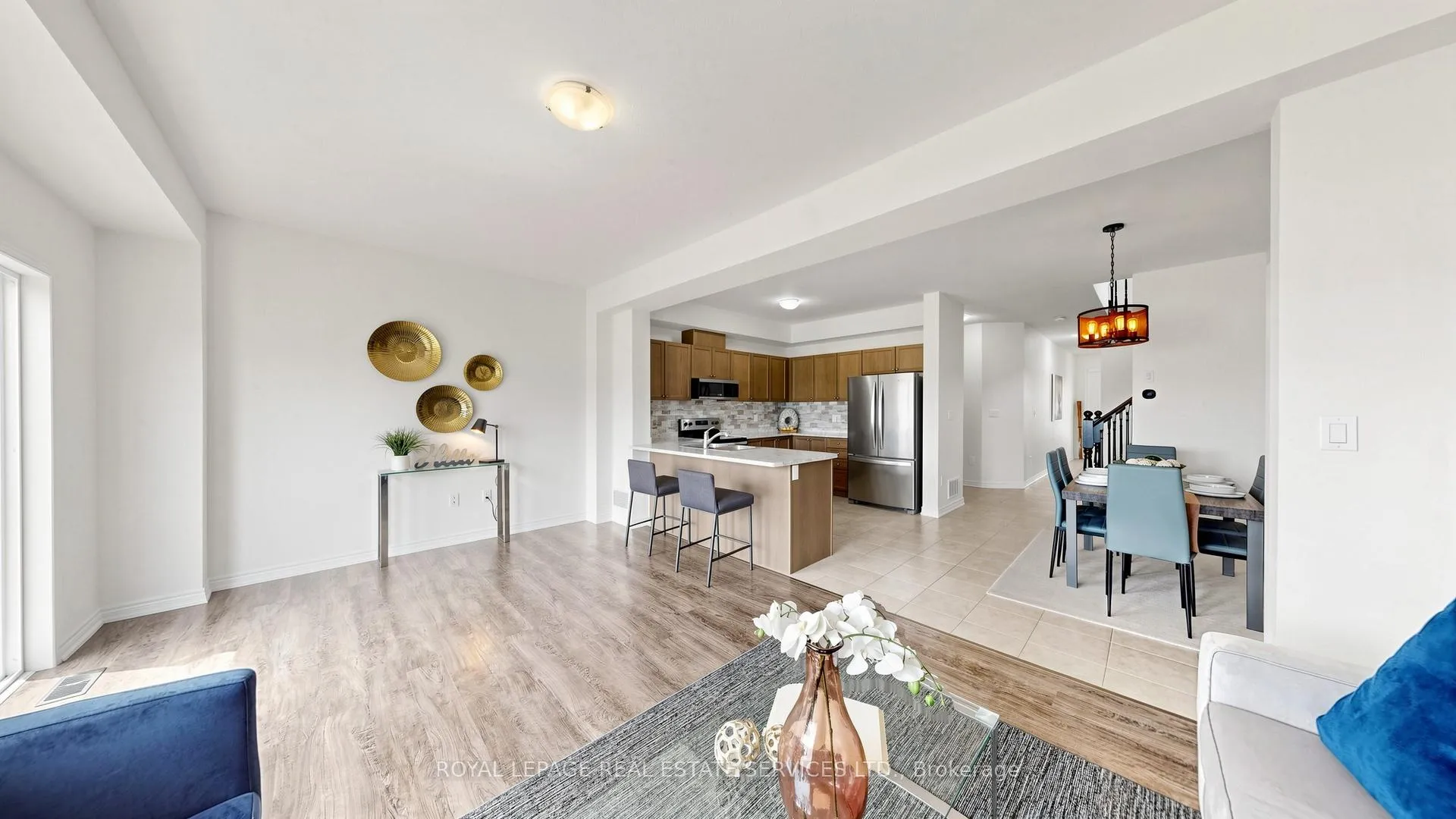 Photo 8 of 60 Bradbury Road, Hamilton, Stoney Creek Mountain — HOMEH