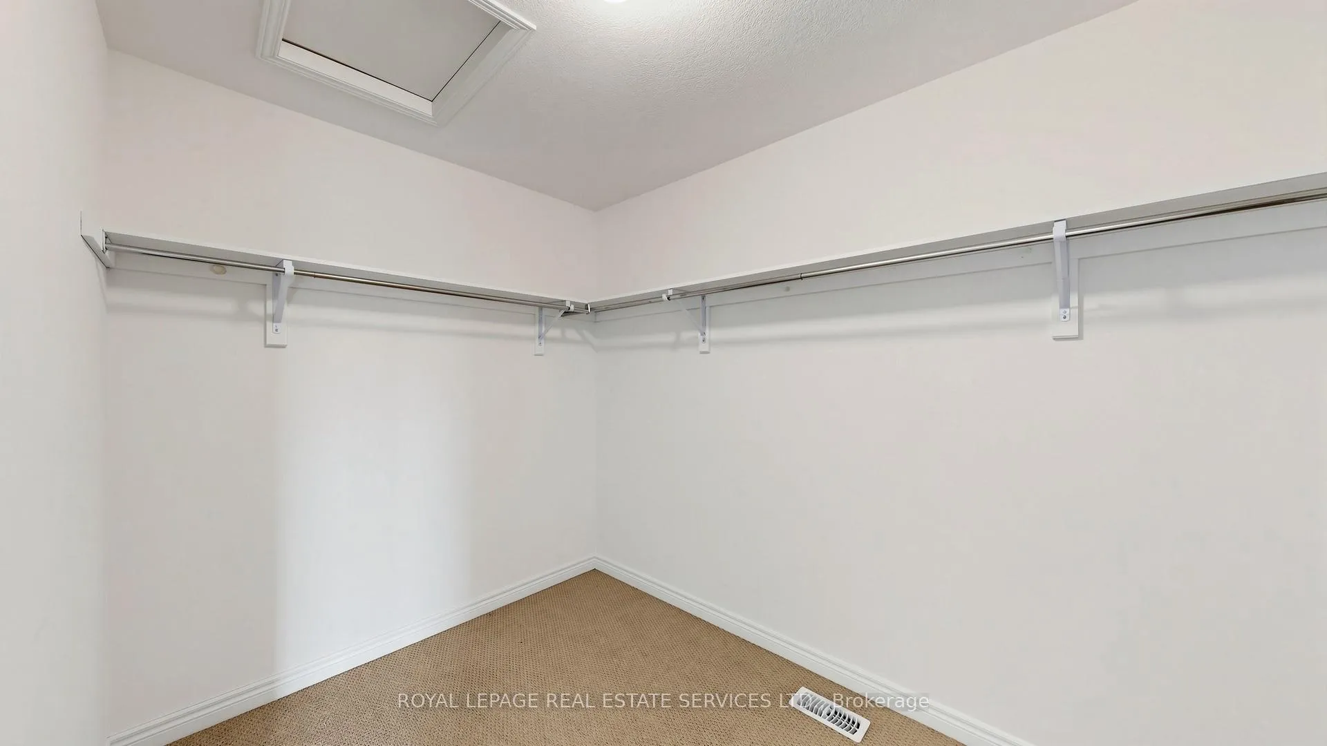 Photo 23 of 60 Bradbury Road, Hamilton, Stoney Creek Mountain — HOMEH
