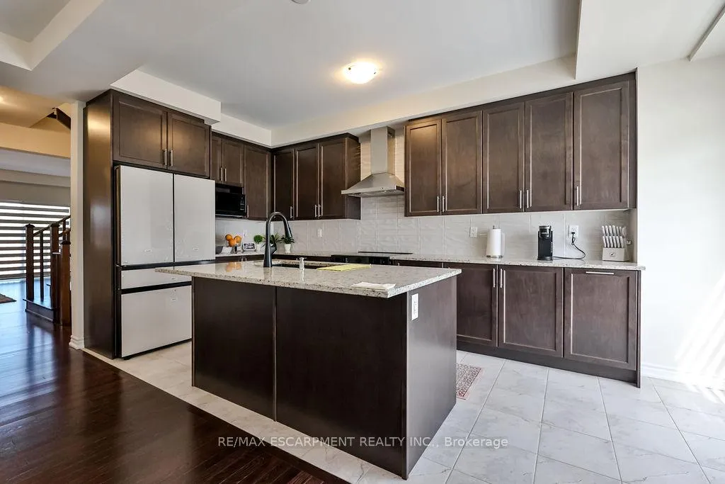 Photo 14 of 52 Bonnington Drive, Brampton, Northwest Brampton — HOMEH