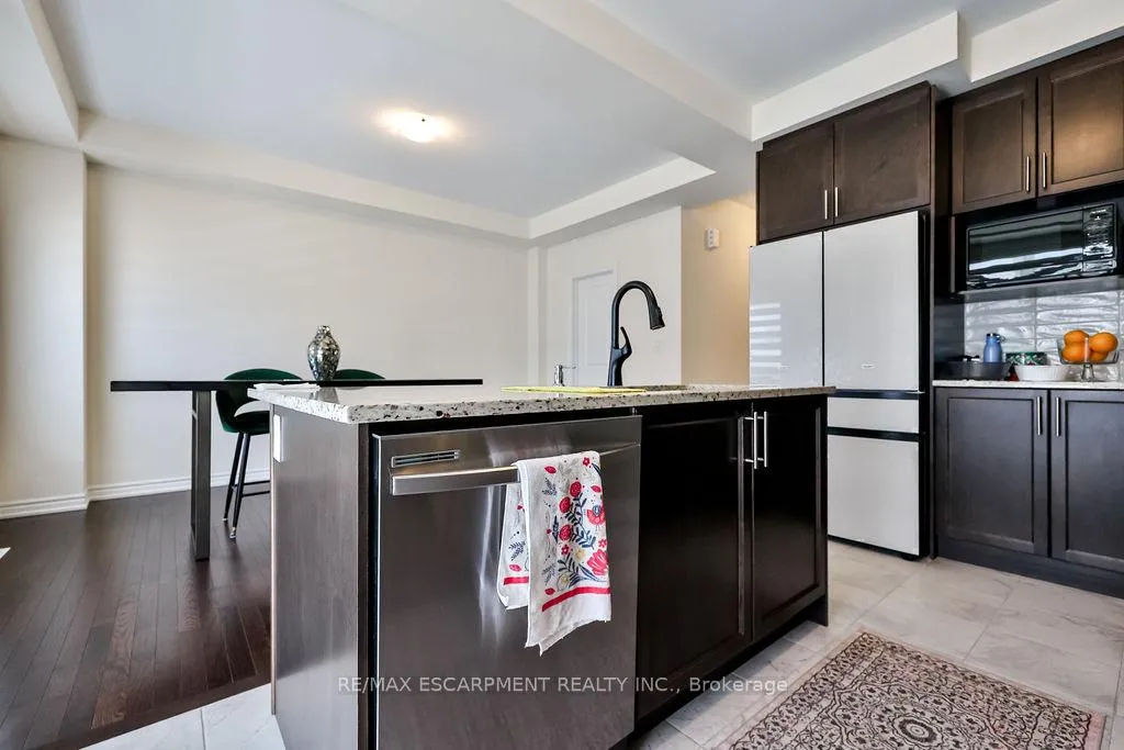 Photo 16 of 52 Bonnington Drive, Brampton, Northwest Brampton — HOMEH