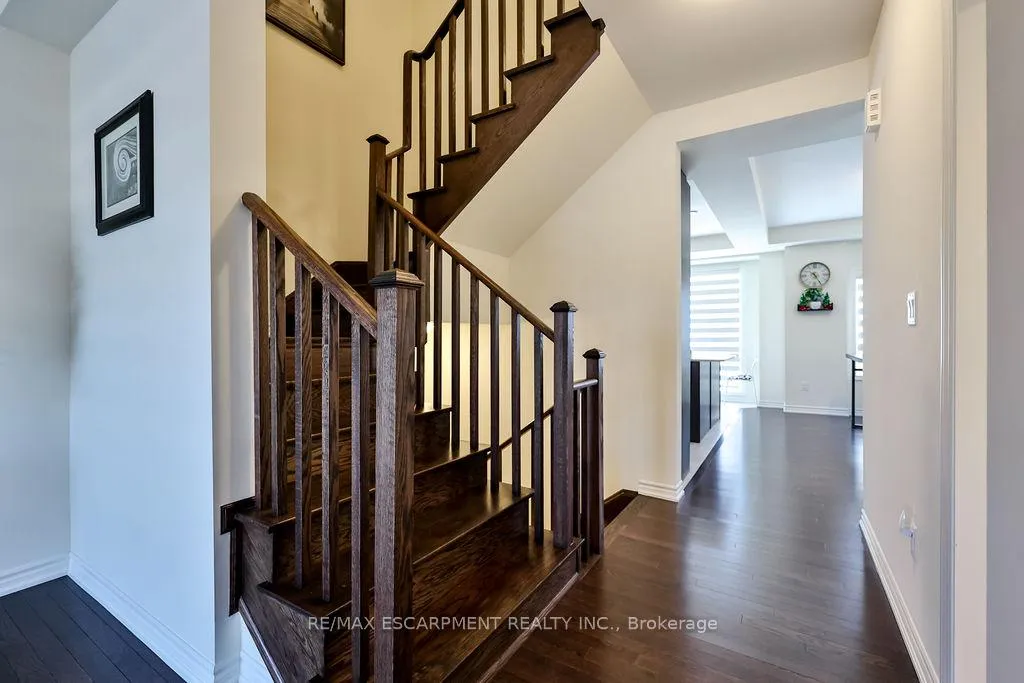 Photo 23 of 52 Bonnington Drive, Brampton, Northwest Brampton — HOMEH