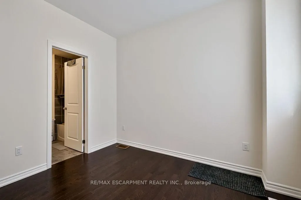 Photo 29 of 52 Bonnington Drive, Brampton, Northwest Brampton — HOMEH