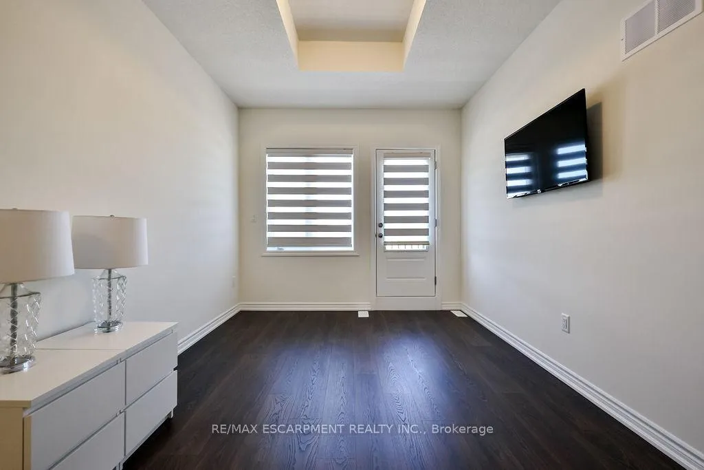 Photo 33 of 52 Bonnington Drive, Brampton, Northwest Brampton — HOMEH