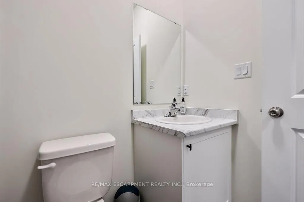 Photo 41 of 52 Bonnington Drive, Brampton, Northwest Brampton — HOMEH