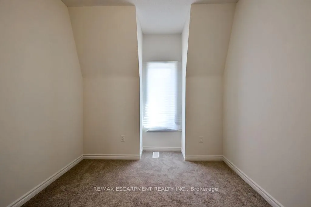 Photo 44 of 52 Bonnington Drive, Brampton, Northwest Brampton — HOMEH
