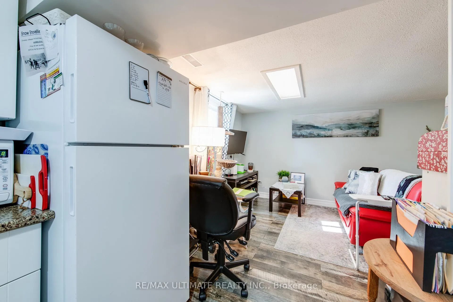 Photo 8 of Unit Lower, 5 Burrard Road, Etobicoke, Elms-Old Rexdale — HOMEH