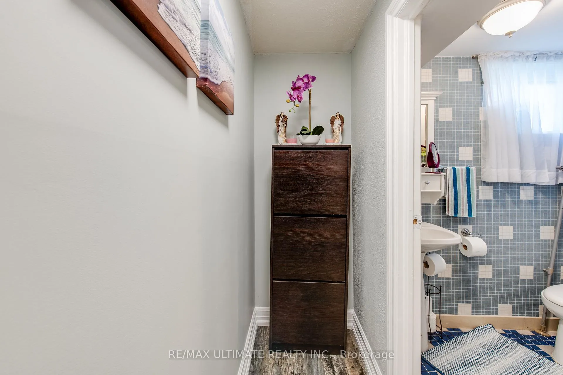 Photo 15 of Unit Lower, 5 Burrard Road, Etobicoke, Elms-Old Rexdale — HOMEH