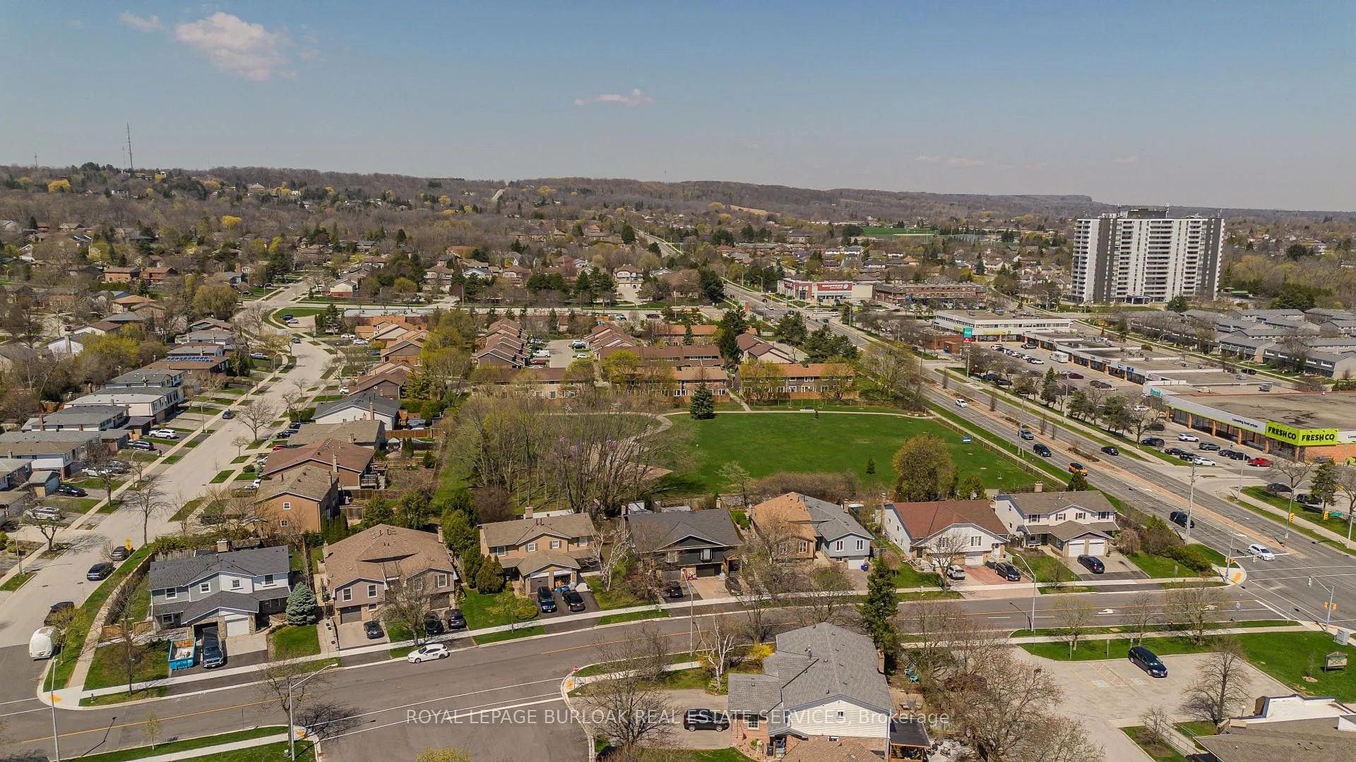 Photo 29 of 1401 Almonte Drive, Burlington, Tyandaga — HOMEH