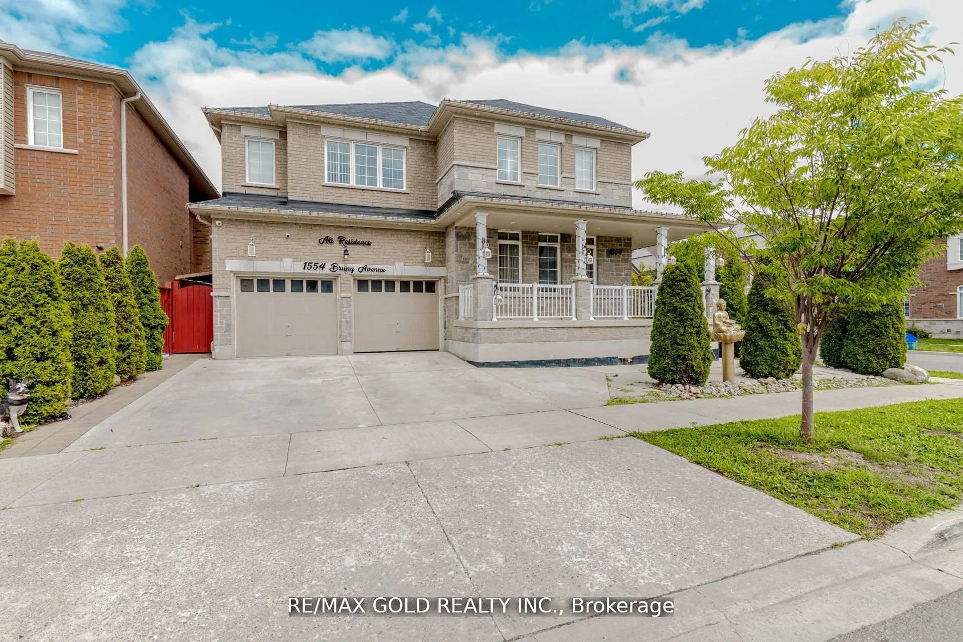Front of 1554 Bruny Avenue