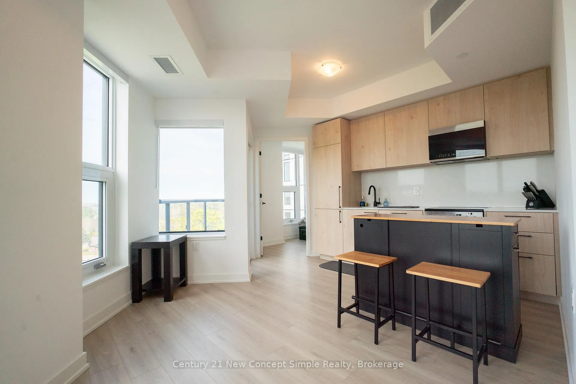 Photo 3 of Unit 719, 7439 Kingston Road, Scarborough, Rouge — HOMEH