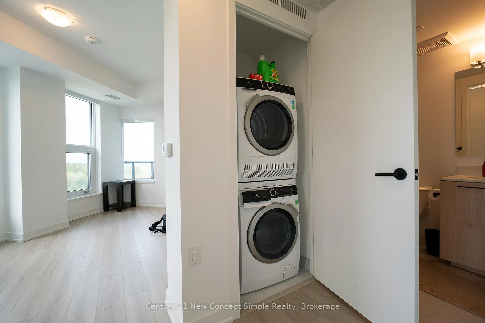 Photo 6 of Unit 719, 7439 Kingston Road, Scarborough, Rouge — HOMEH