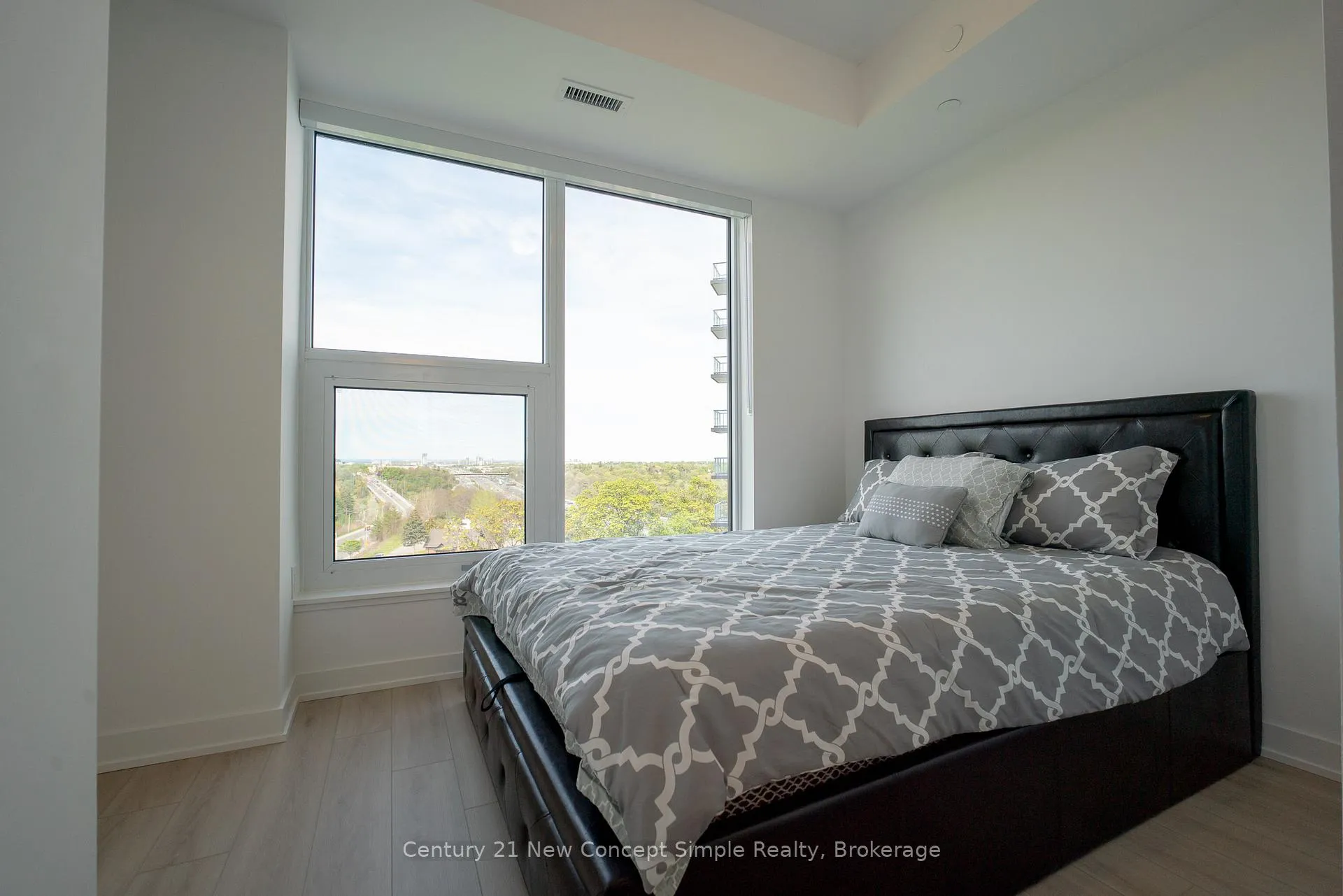 Photo 9 of Unit 719, 7439 Kingston Road, Scarborough, Rouge — HOMEH