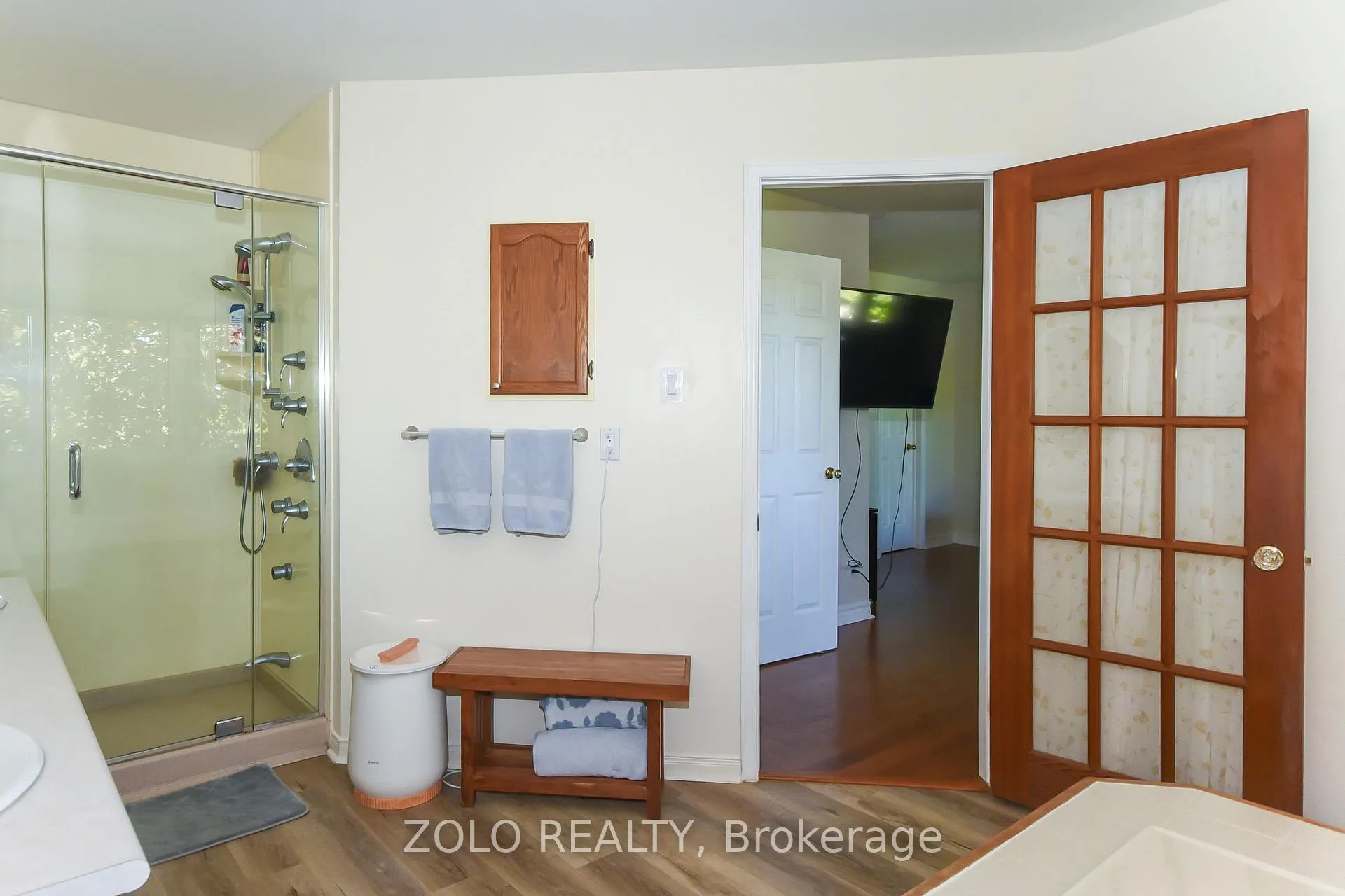 Photo 18 of 617 Pocono Crescent, Ottawa, Fallingbrook/Gardenway South — HOMEH