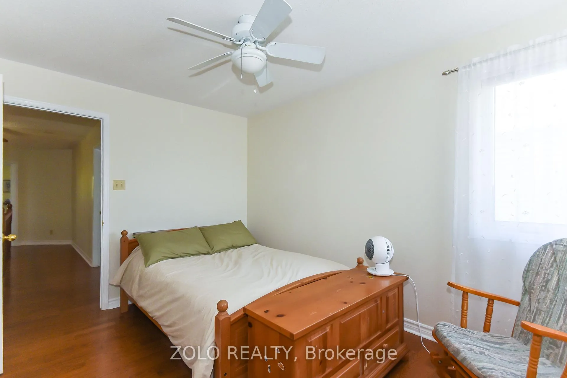 Photo 21 of 617 Pocono Crescent, Ottawa, Fallingbrook/Gardenway South — HOMEH