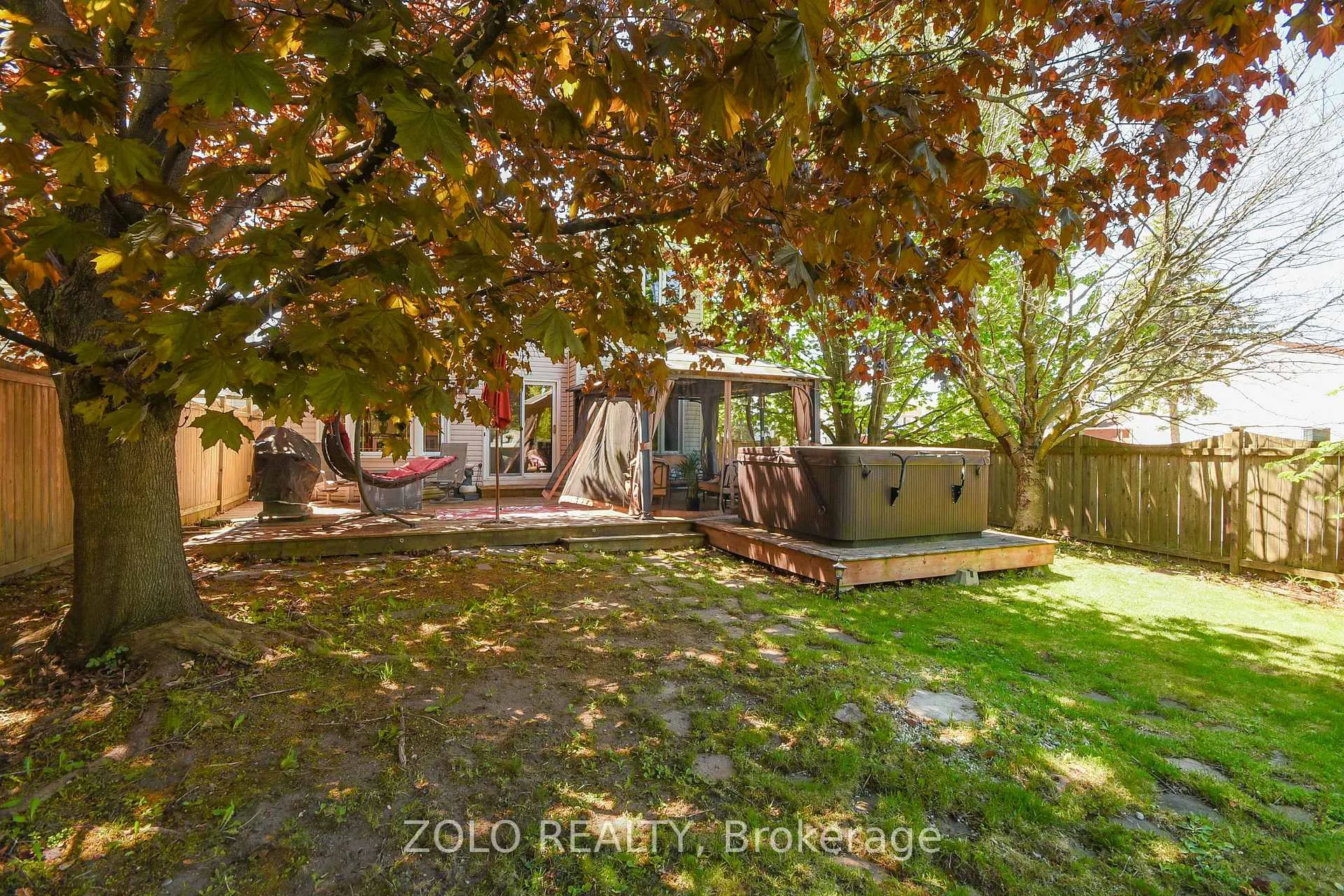 Photo 28 of 617 Pocono Crescent, Ottawa, Fallingbrook/Gardenway South — HOMEH
