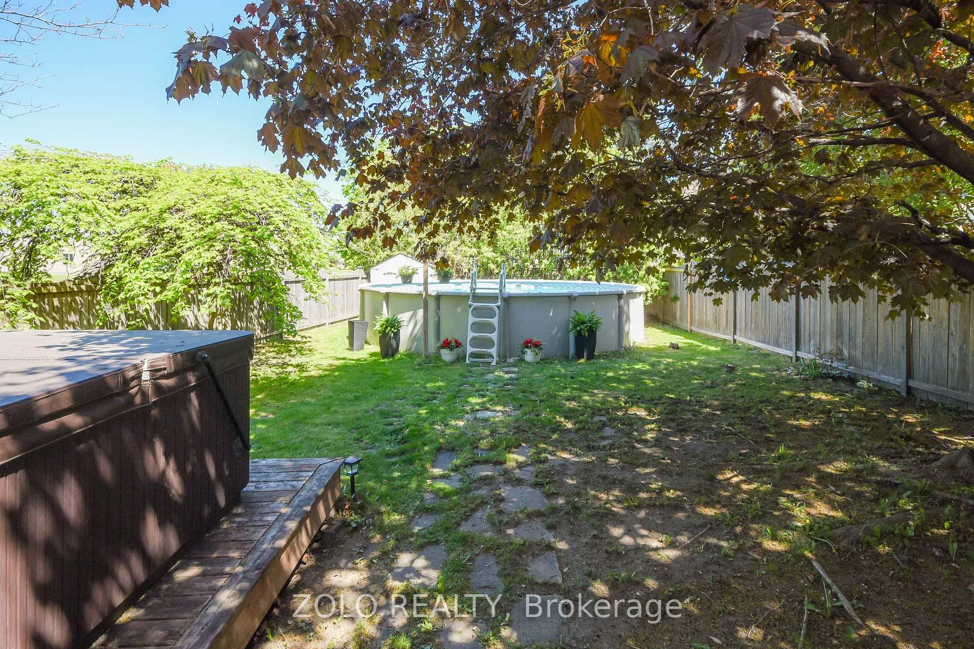 Photo 29 of 617 Pocono Crescent, Ottawa, Fallingbrook/Gardenway South — HOMEH