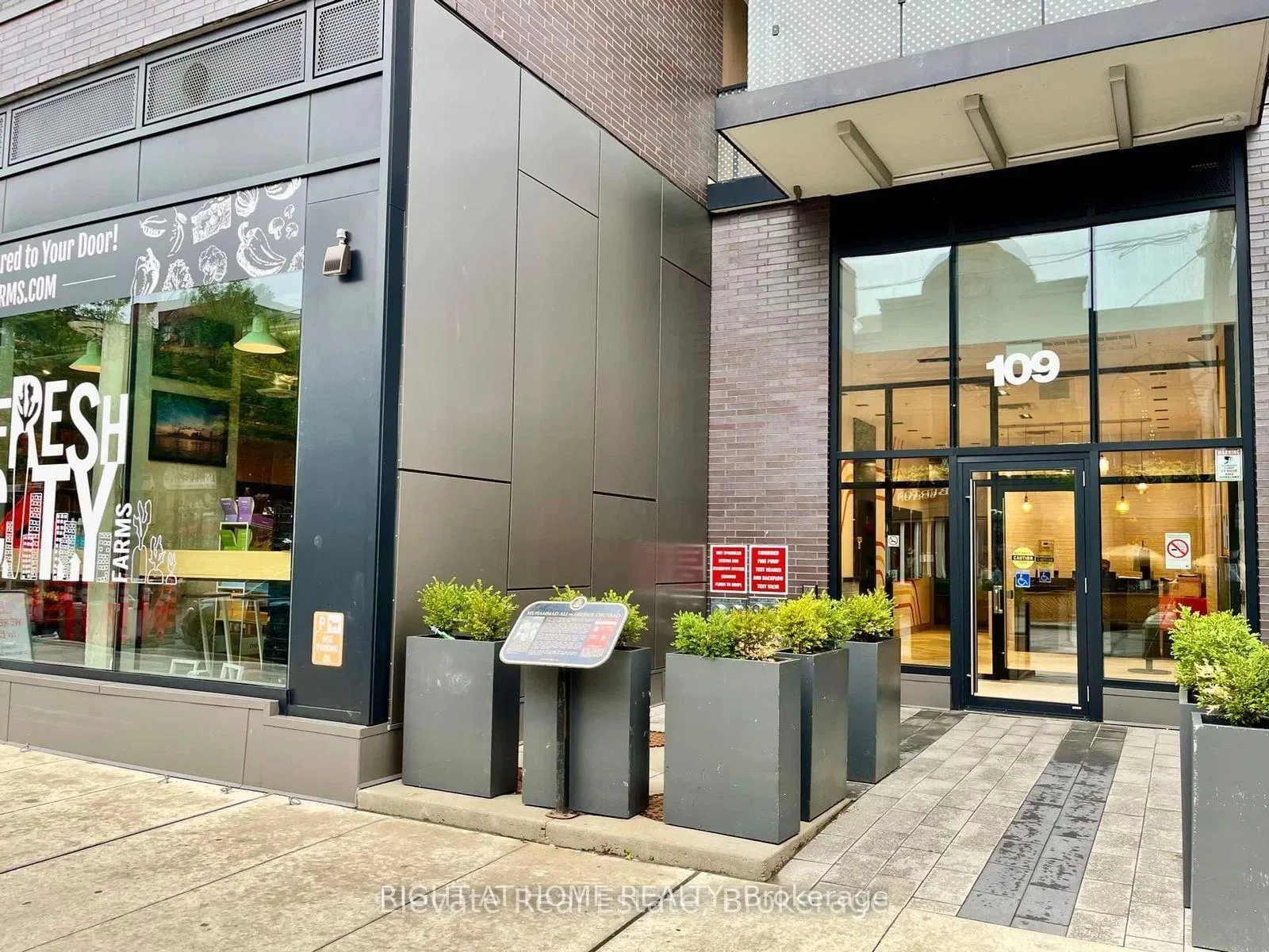 Front of Unit 209, 109 Ossington Avenue