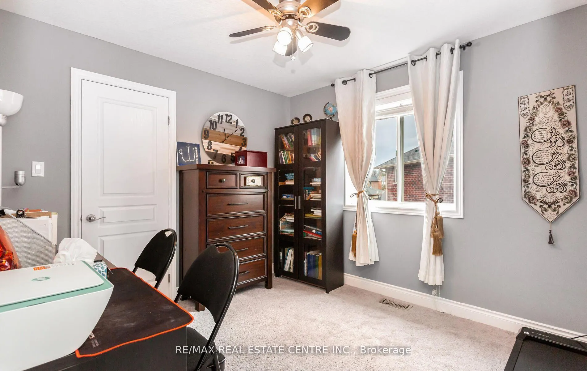 Photo 9 of 31 Rianna Court, Hamilton, Carpenter — HOMEH