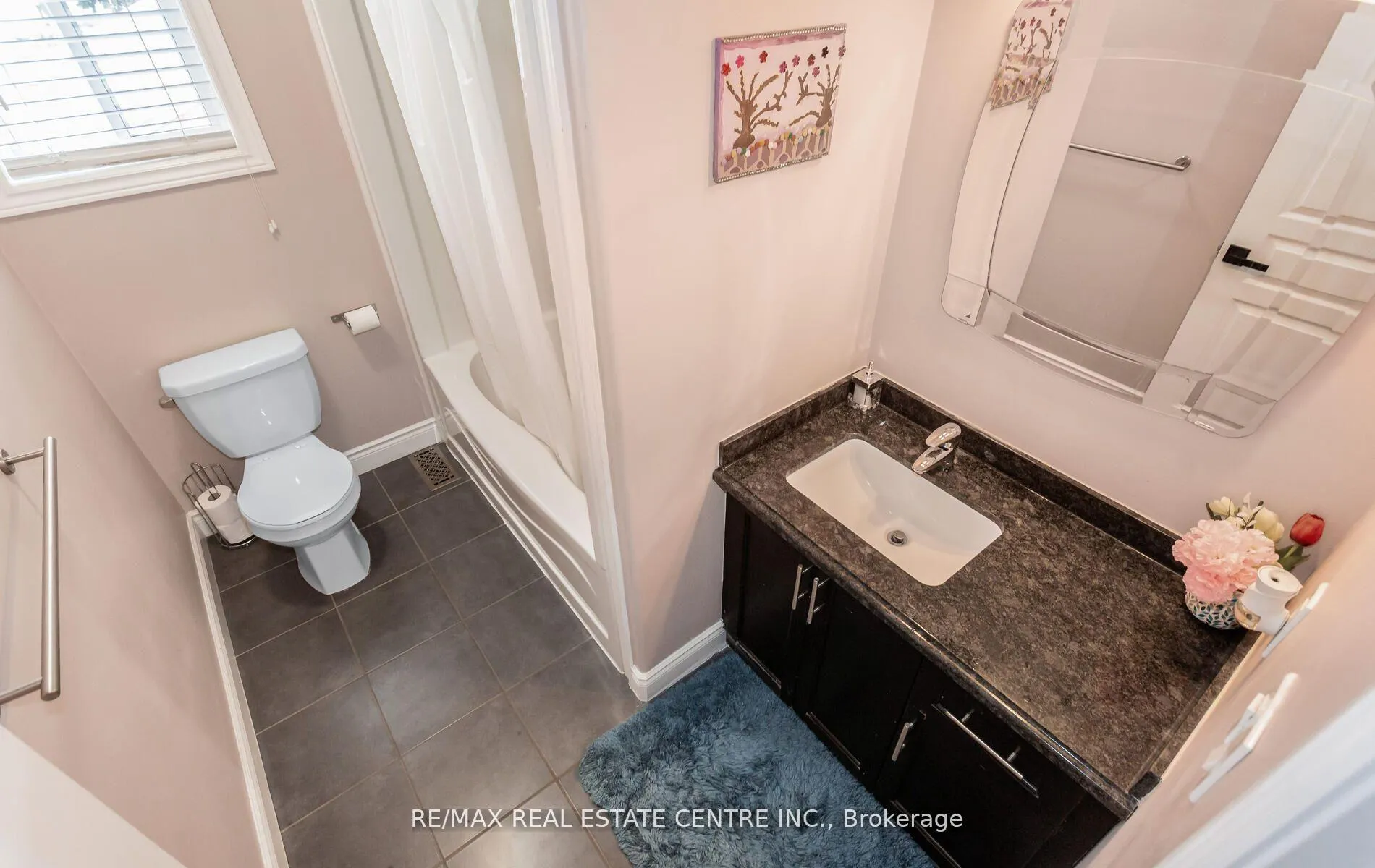 Photo 11 of 31 Rianna Court, Hamilton, Carpenter — HOMEH